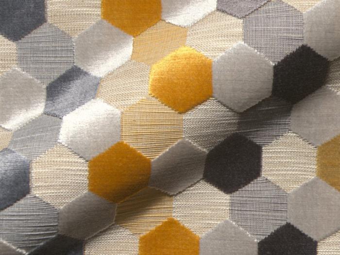 aurea-361-velours-polsterstoff-bunt-gemustert-gelb-grau-gold-von-hoepke-textiles