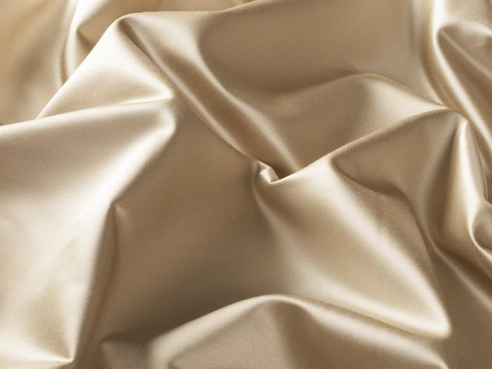 vorhaenge-blickdicht-aus-satin-gala-ch-2657-024-farbe-beige-im-moebelstoffparadies