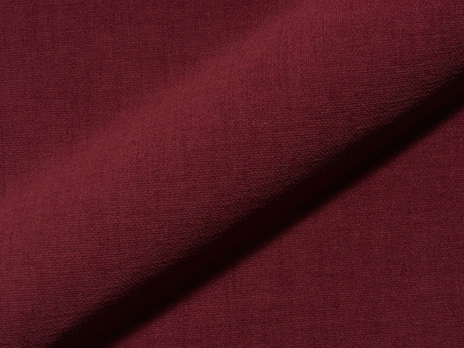 Malou 139 Hoepke Active Line Moebelstoff Fleckschutz Uni Rot Malou 139 Hoepke Active Line Moebelstoff Fleckschutz Uni Rot