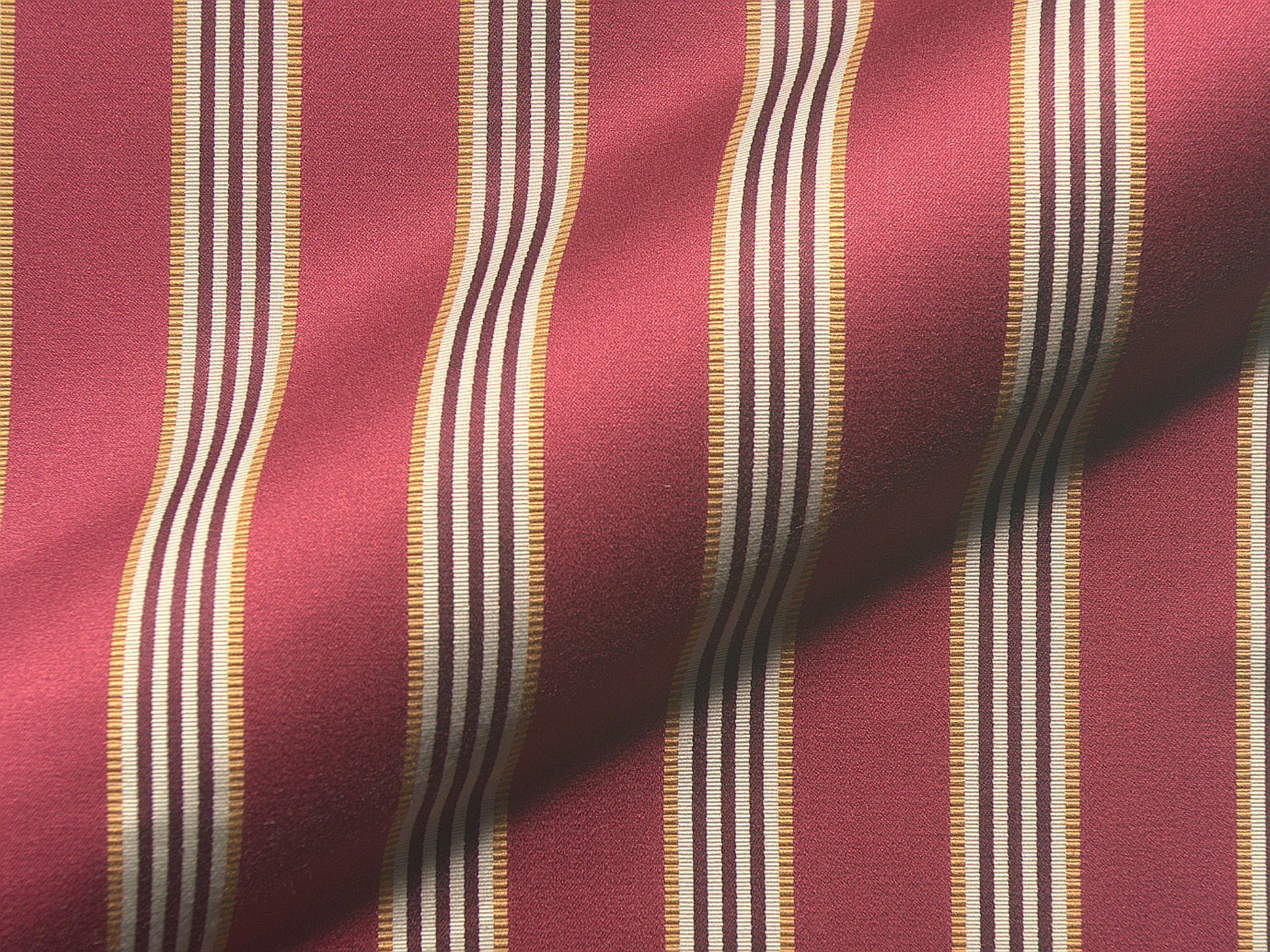 Neuschwanstein 540 Hoepke Biedermeier Moebelstoffe Polsterstoffe Streifen Rot