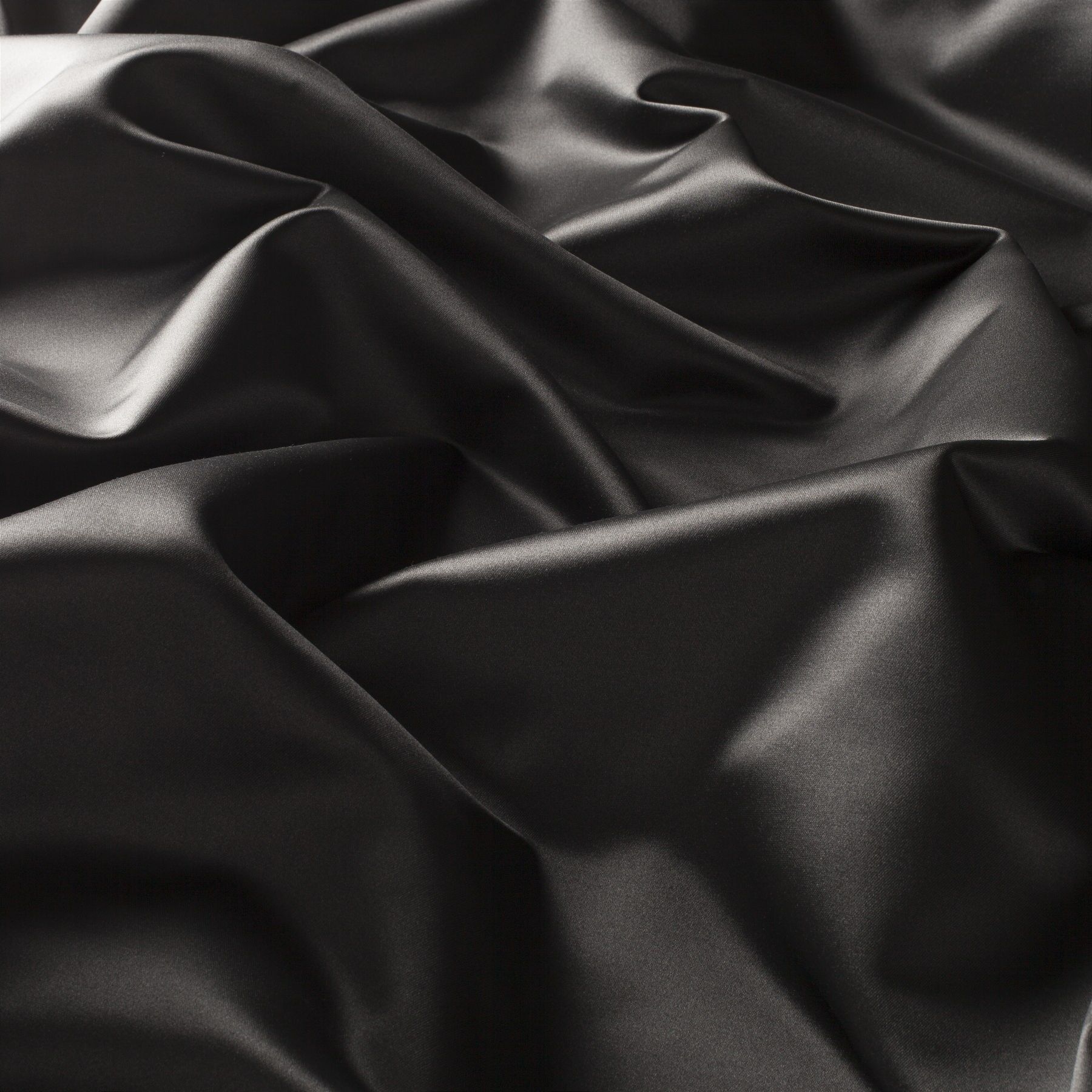 Cr6028 099 Mont Royal Moderne Satin Vorhaenge Schwarz