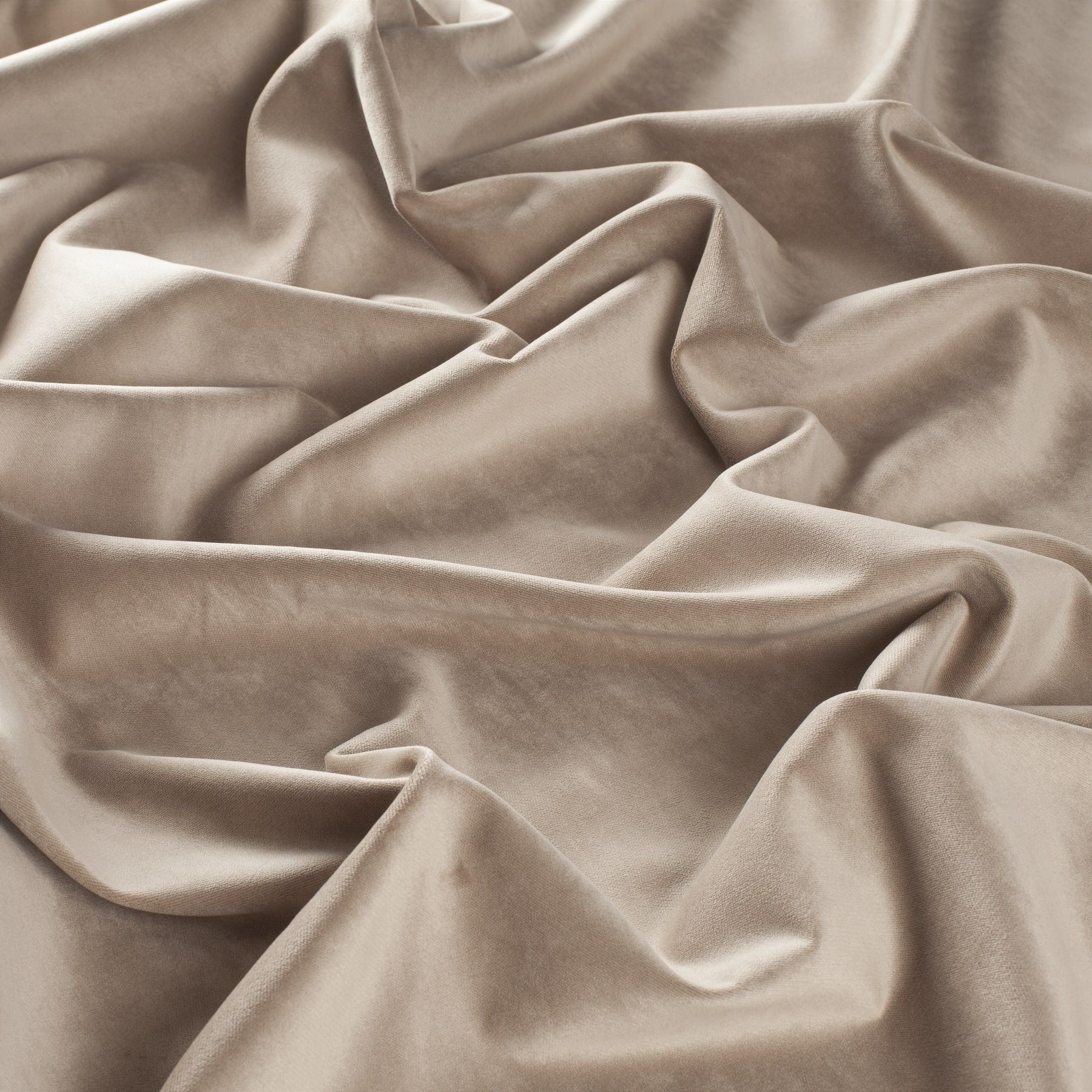 1 6847 020 Lennox Samt Vorhaenge Und Moebelstoff Braun