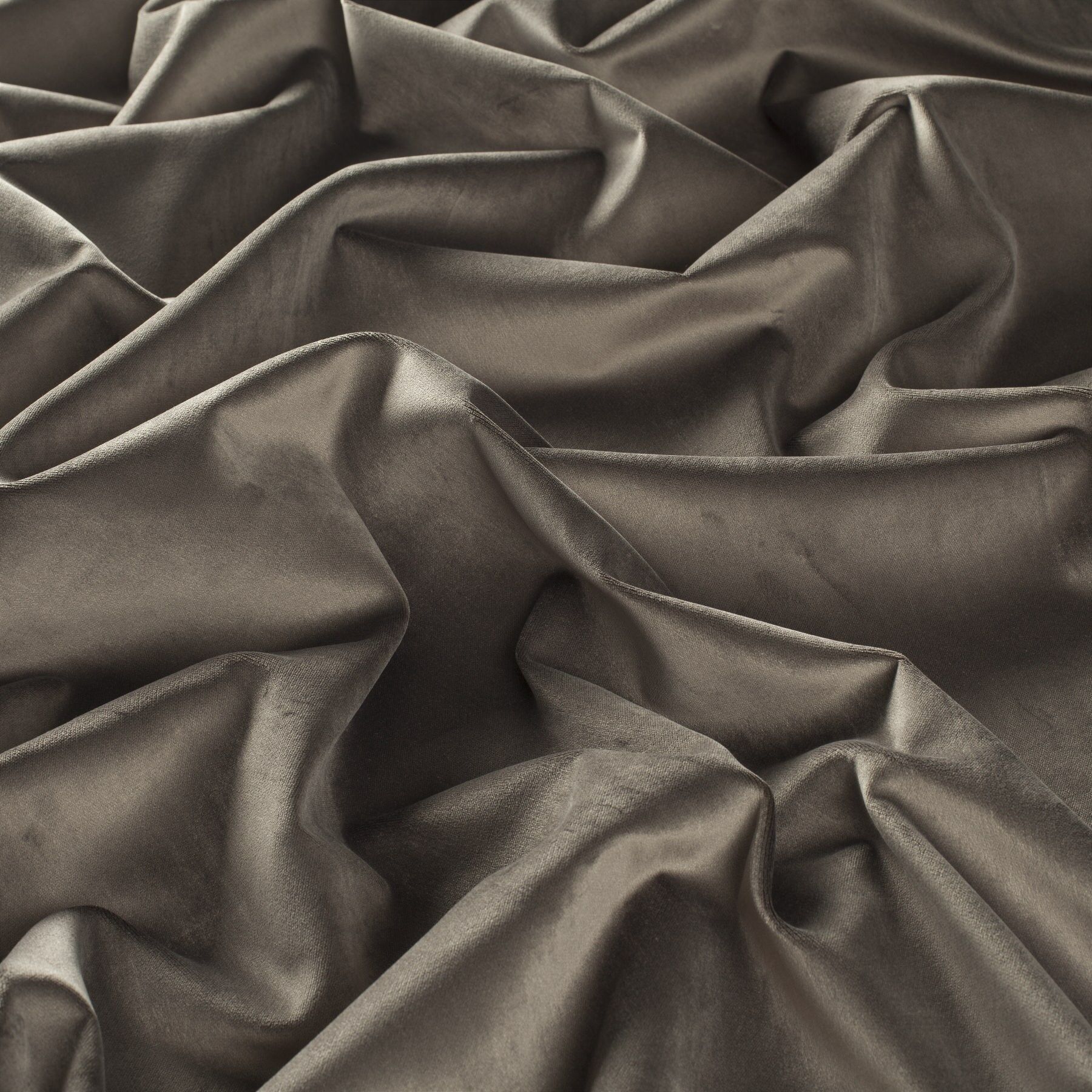 1 6847 095 Lennox Samt Vorhaenge Und Moebelstoff Braun