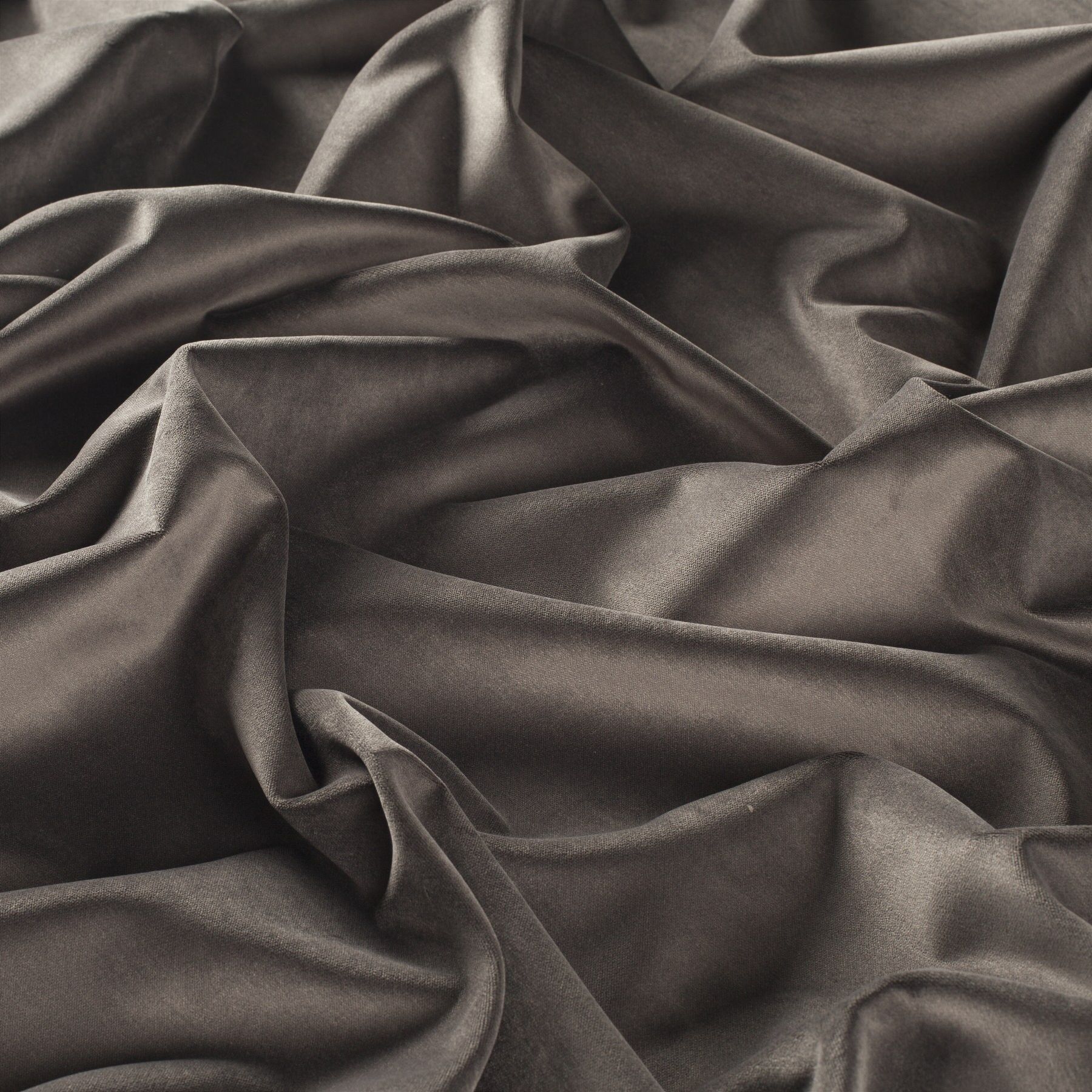 1 6847 192 Lennox Samt Vorhaenge Und Moebelstoff Braun