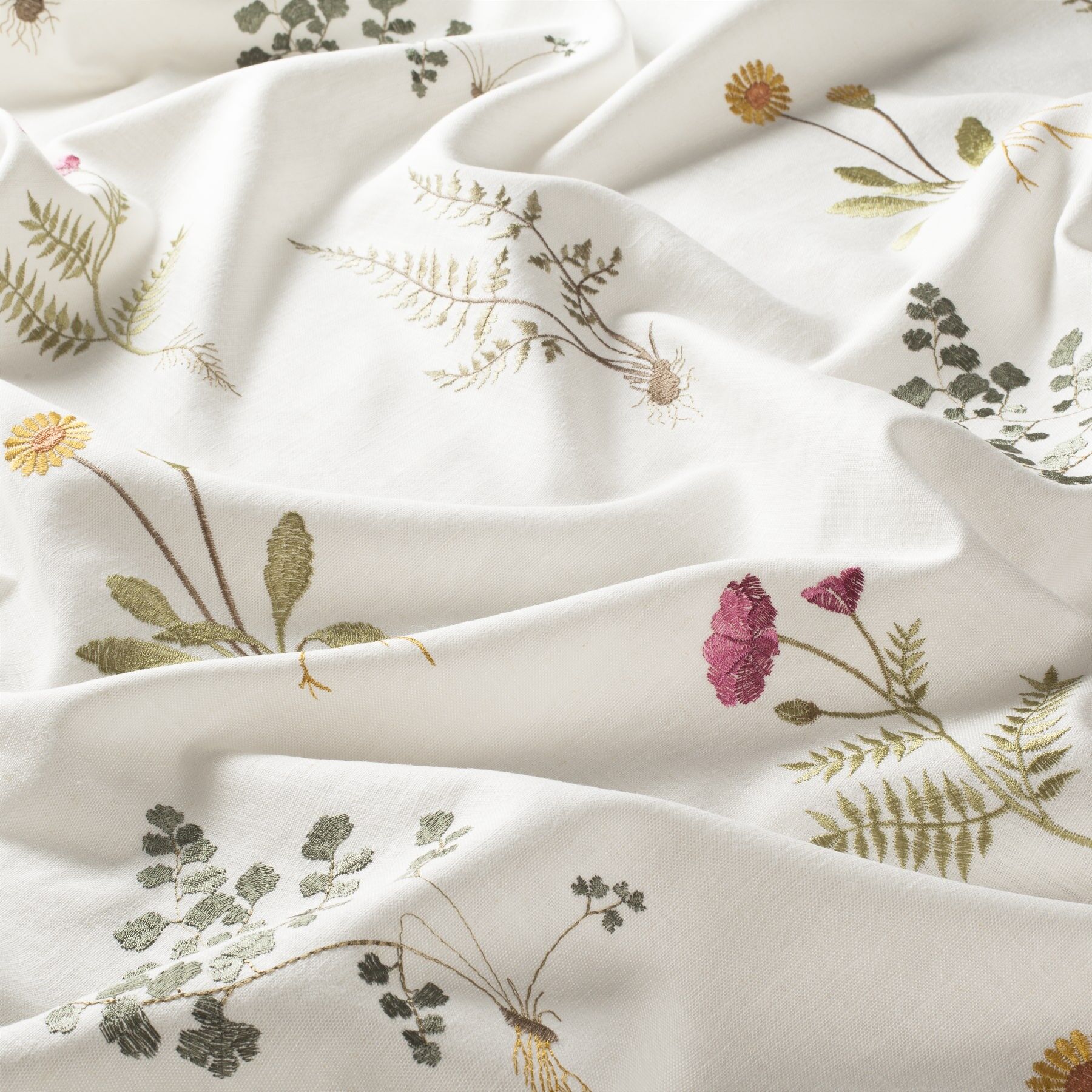 9 7834 070 Amberley Jab Vorhangstoff Meterware Mit Blumenmuster Weiss