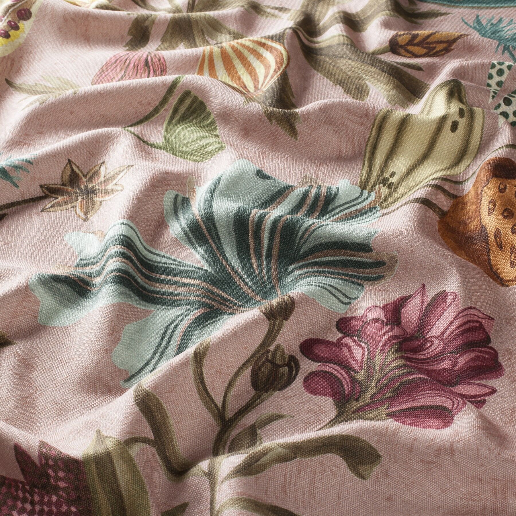 Ch3078 030 Curious Garden Jab Vorhangstoff Meterware Mit Blumenmuster Rosa