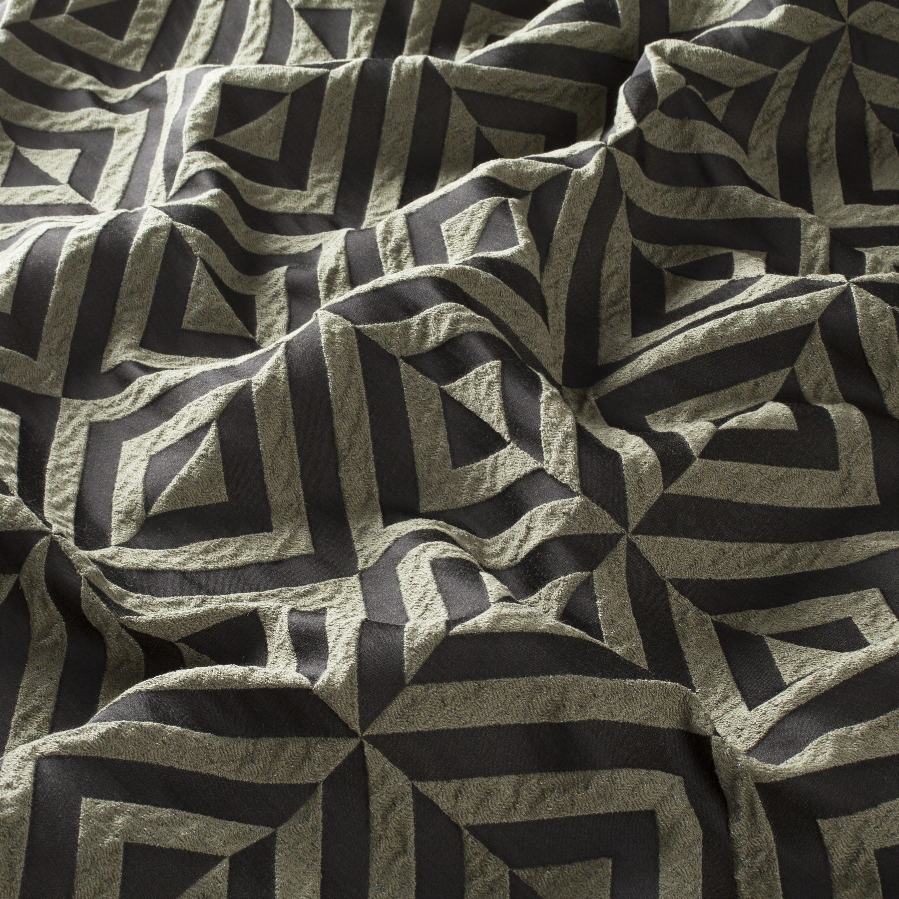 Ca1546 030 Cryptic Jab Vorhangstoff Meterware Gemustert Gruen