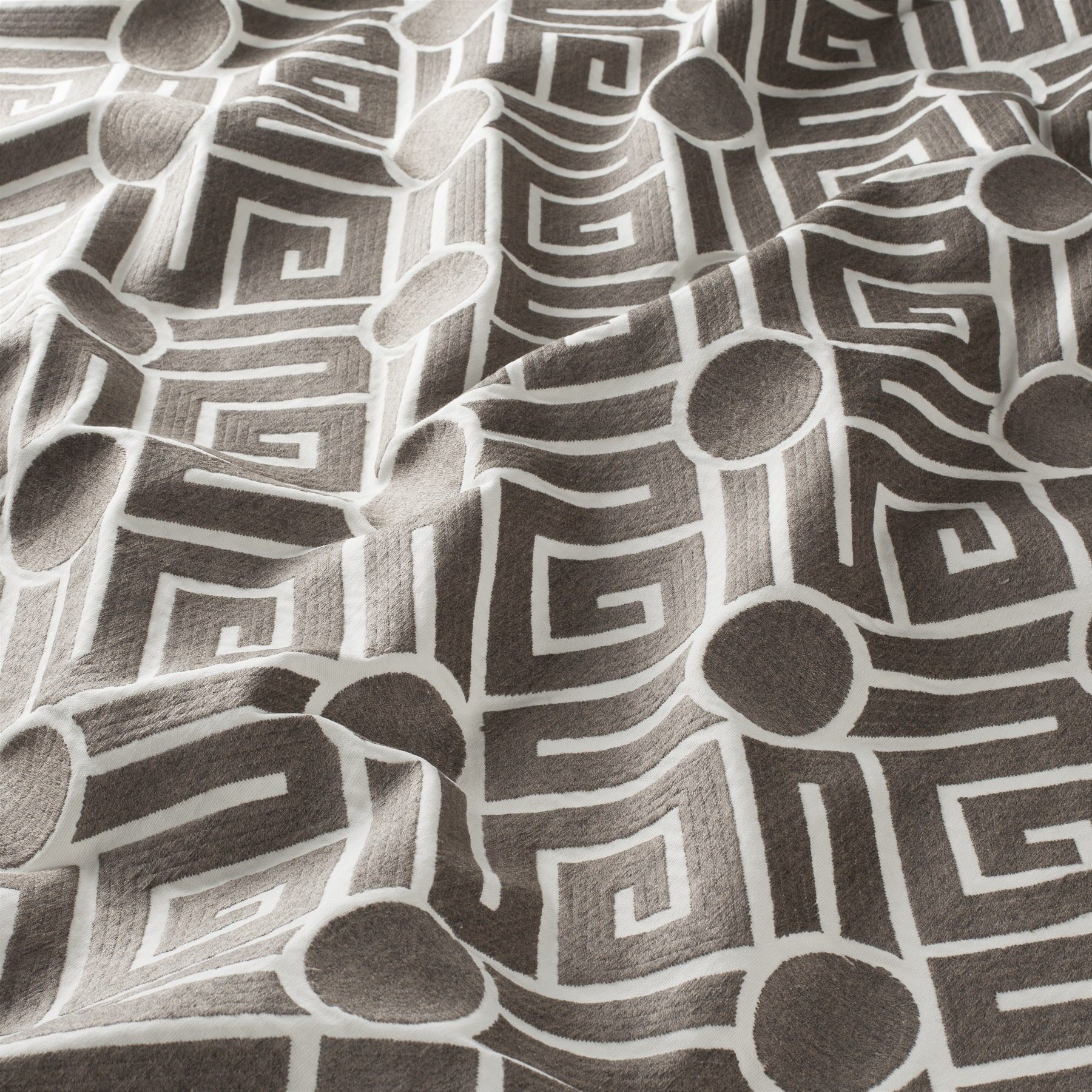 Ch3232 021 Only U Jab Vorhangstoff Meterware Gemustert Braun