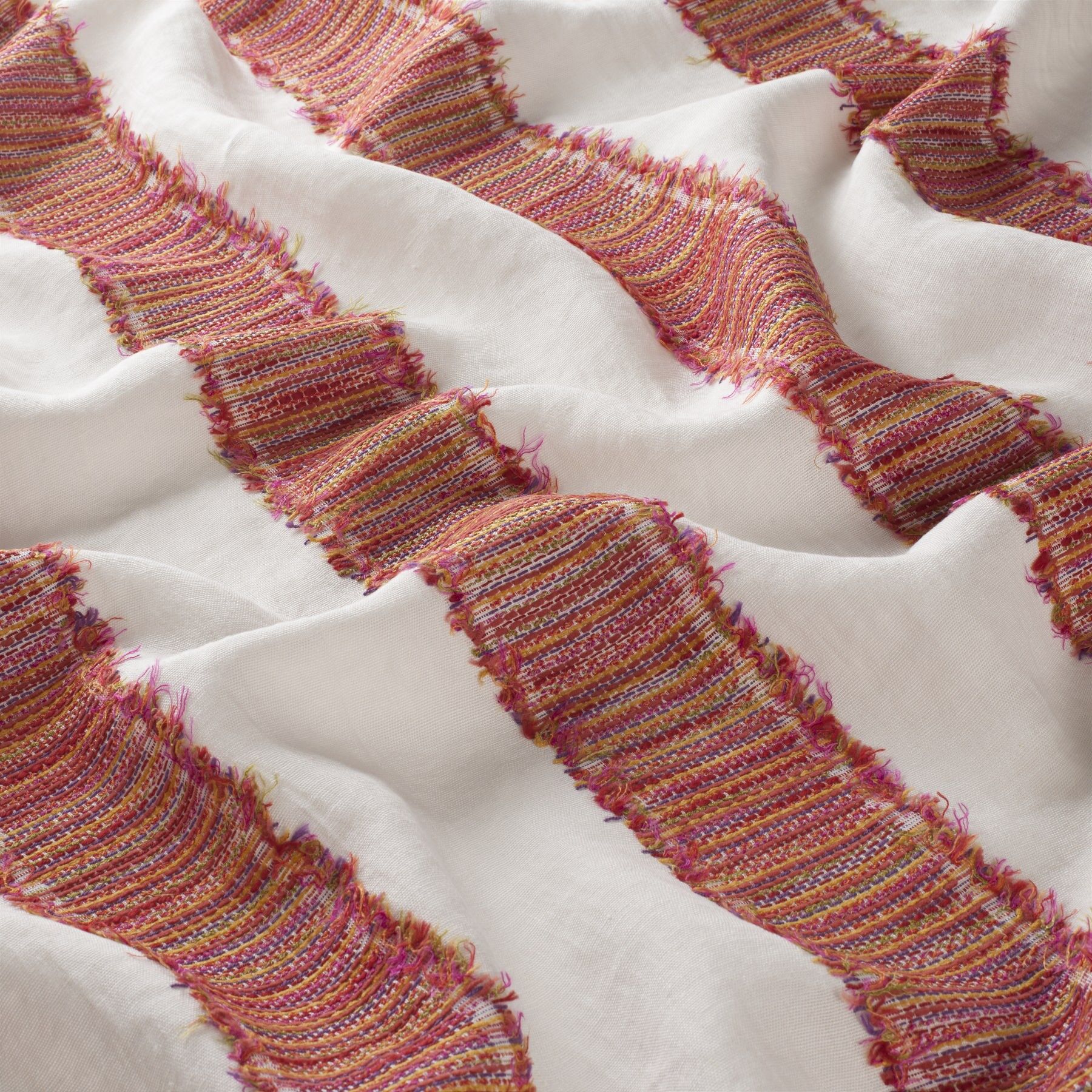 9 7915 010 Albertville Jab Vorhangstoff Meterware Gestreift Rot