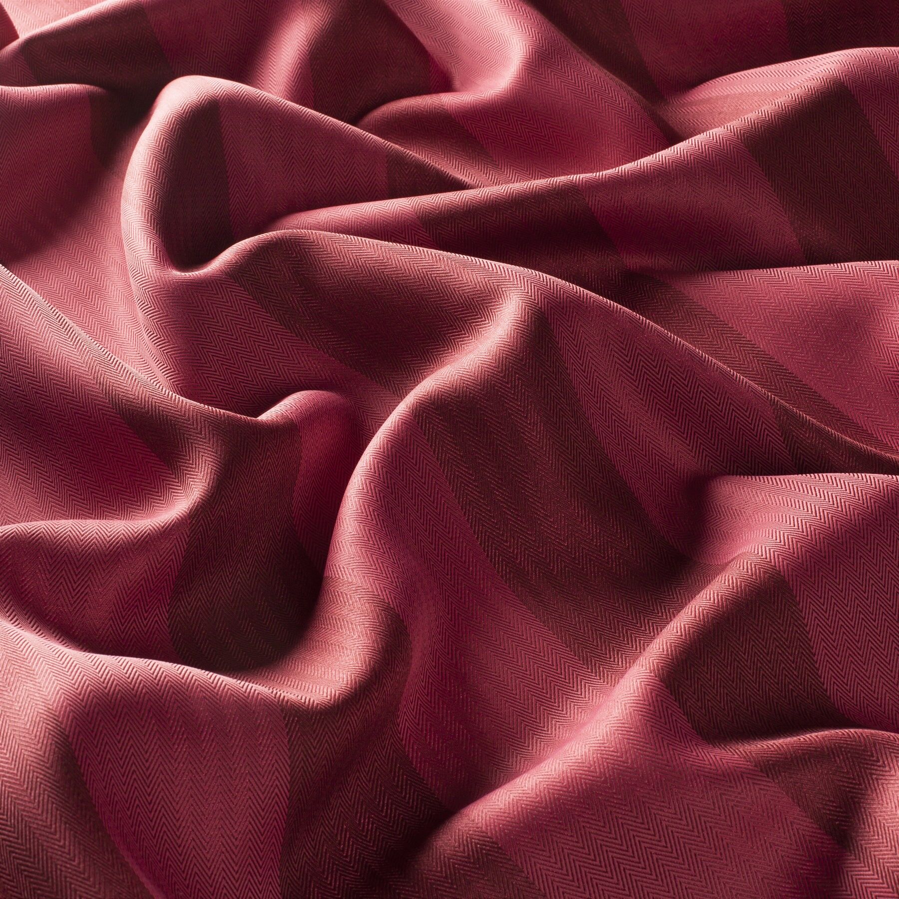 3 9748 013 Nightline Jab Vorhangstoff Meterware Gestreift Rot 3 9748 013 Nightline Jab Vorhangstoff Meterware Gestreift Rot