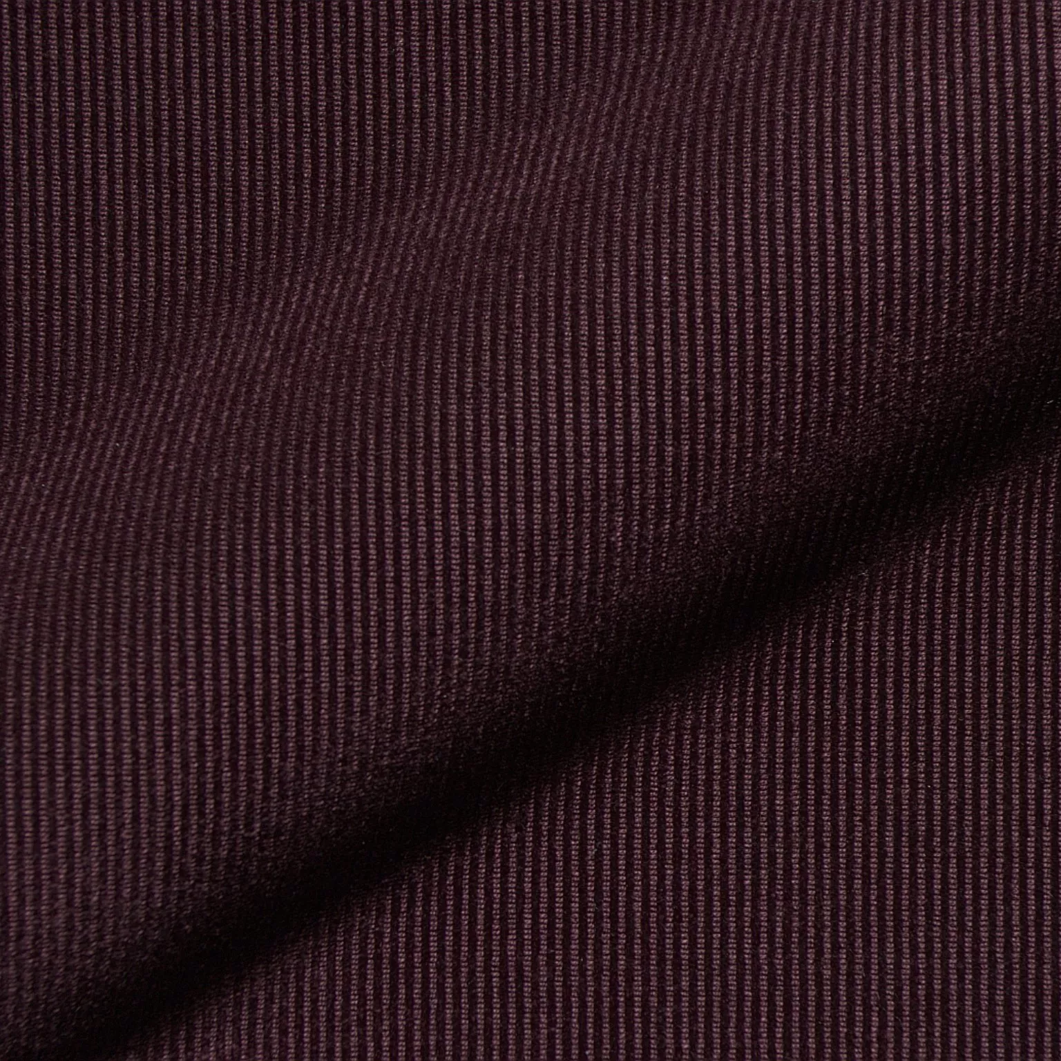 Elodie Tiara 320 Hoepke Q2 Moebelstoff Uni Lila