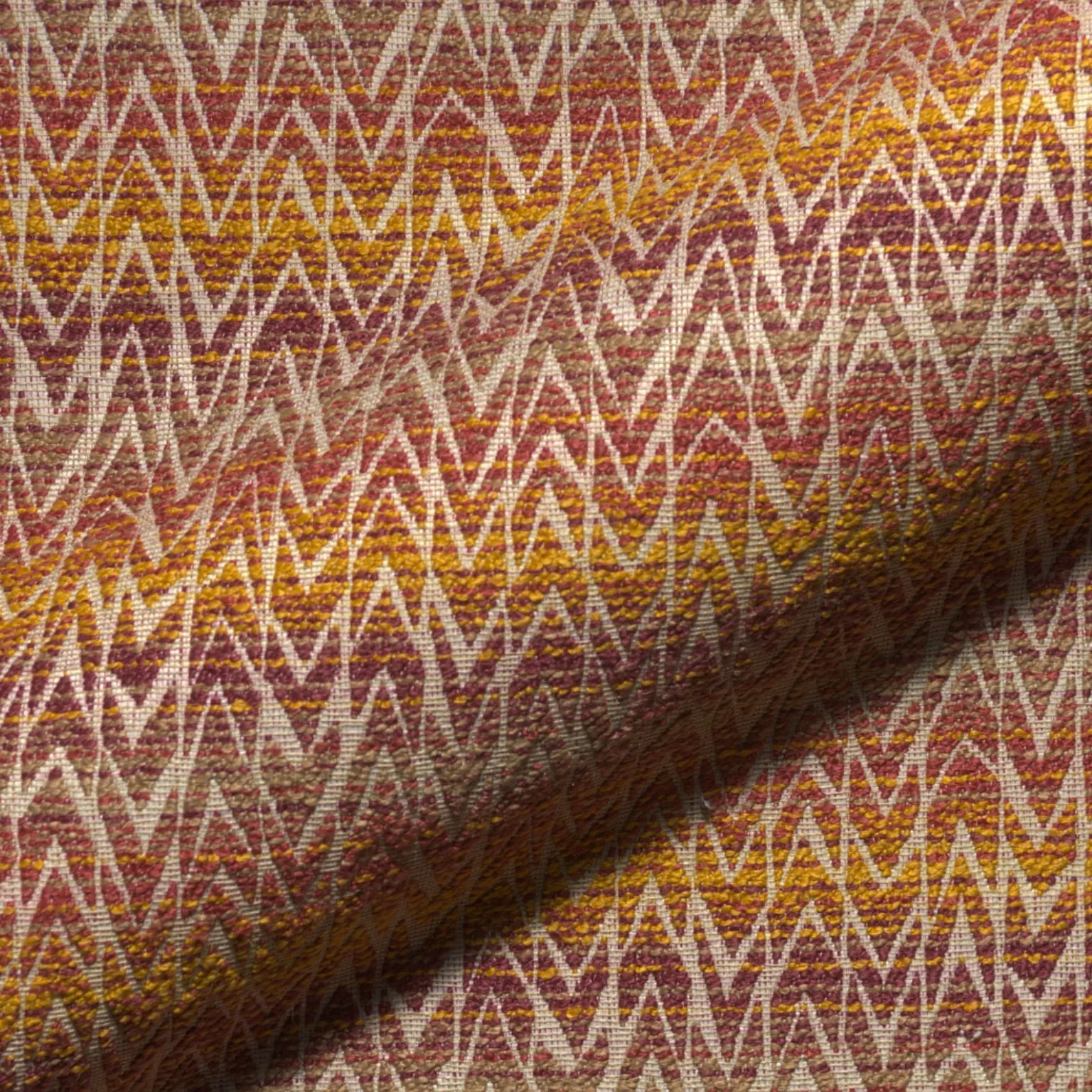 Paradiso Amaya 403 Hoepke Paradiso Moebelstoff Gemustert Rot