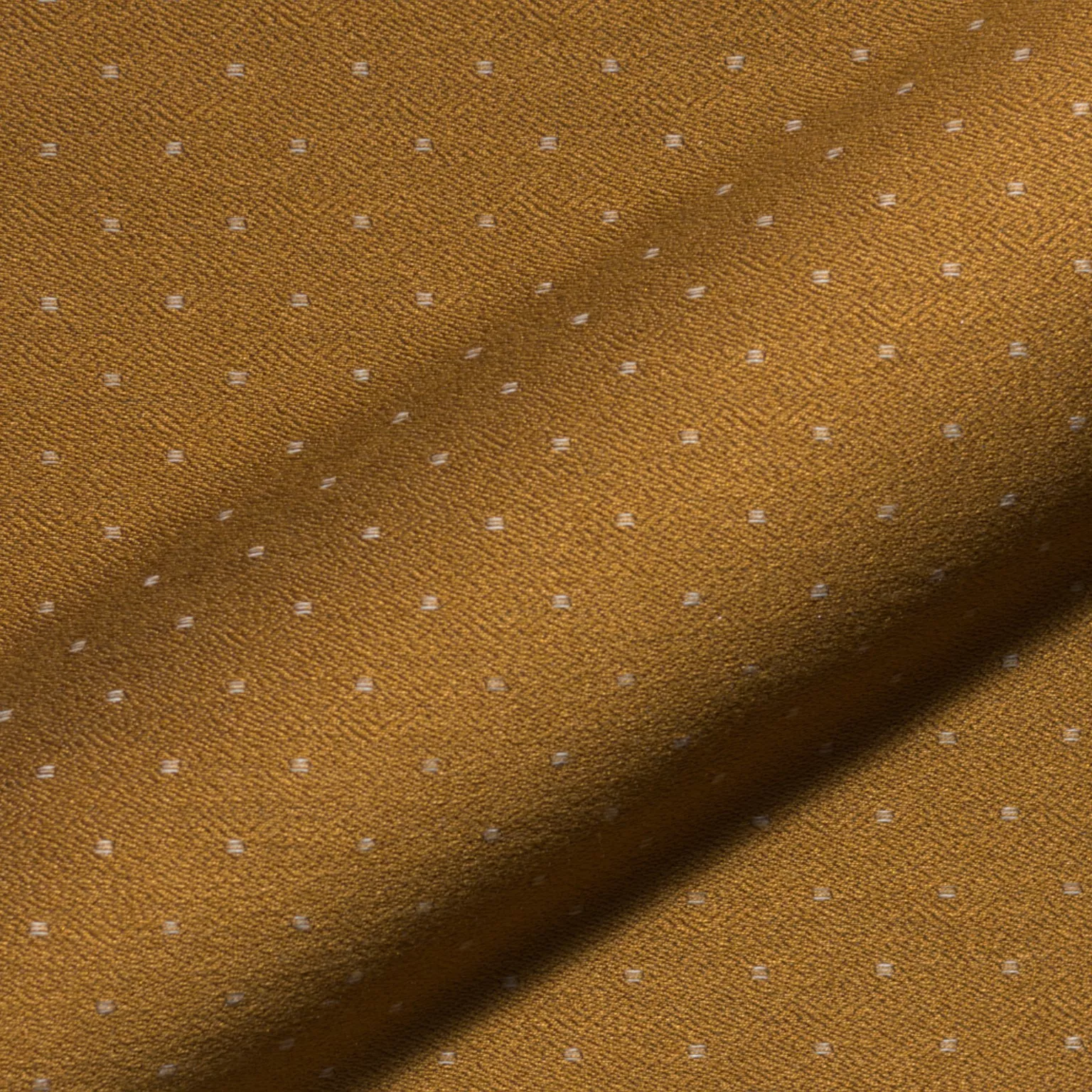 Baronesse Giulia 726 Hoepke Q2 Moebelstoff Gemustert Braun