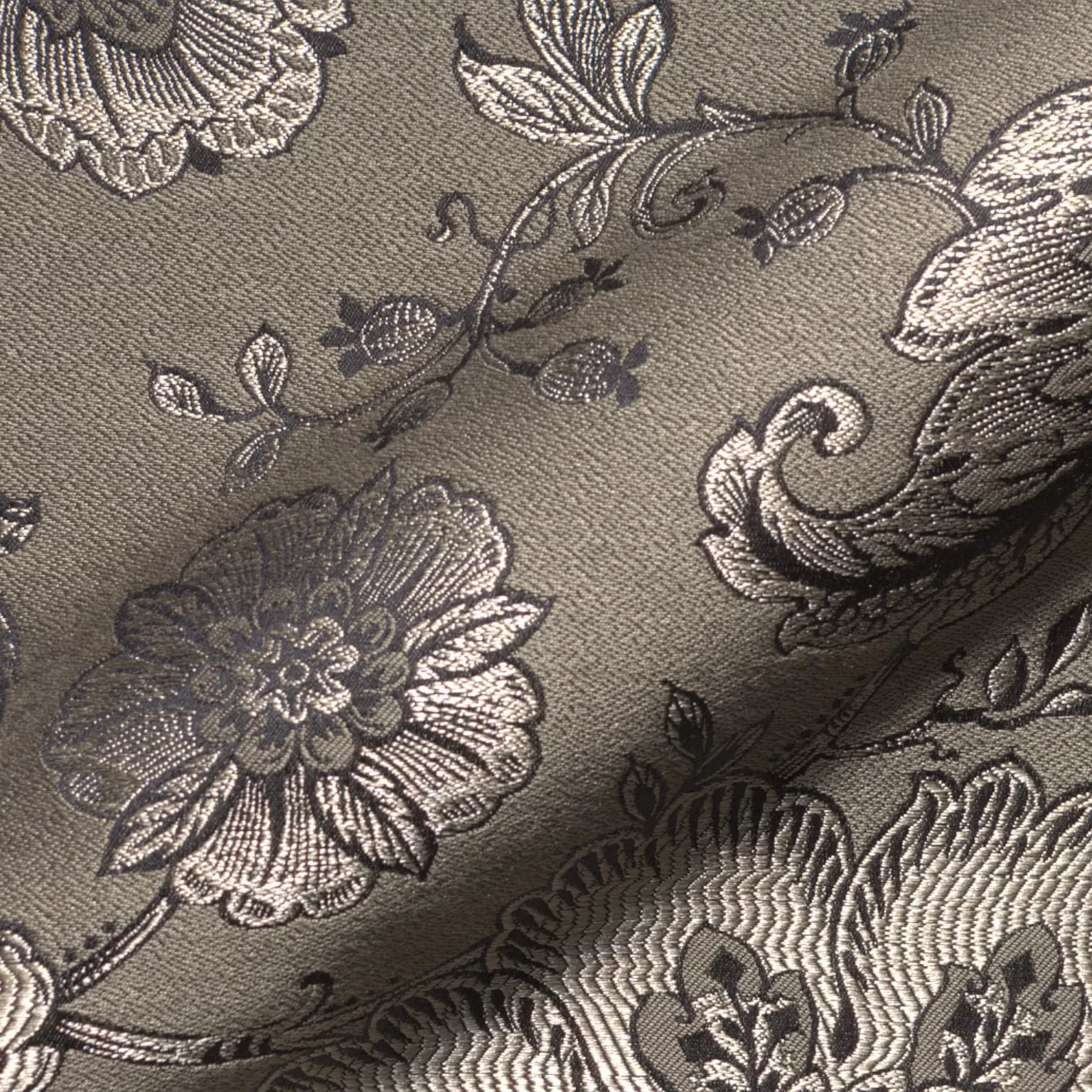 Baronesse Marcella 781 Hoepke Q2 Moebelstoff Floral Braun