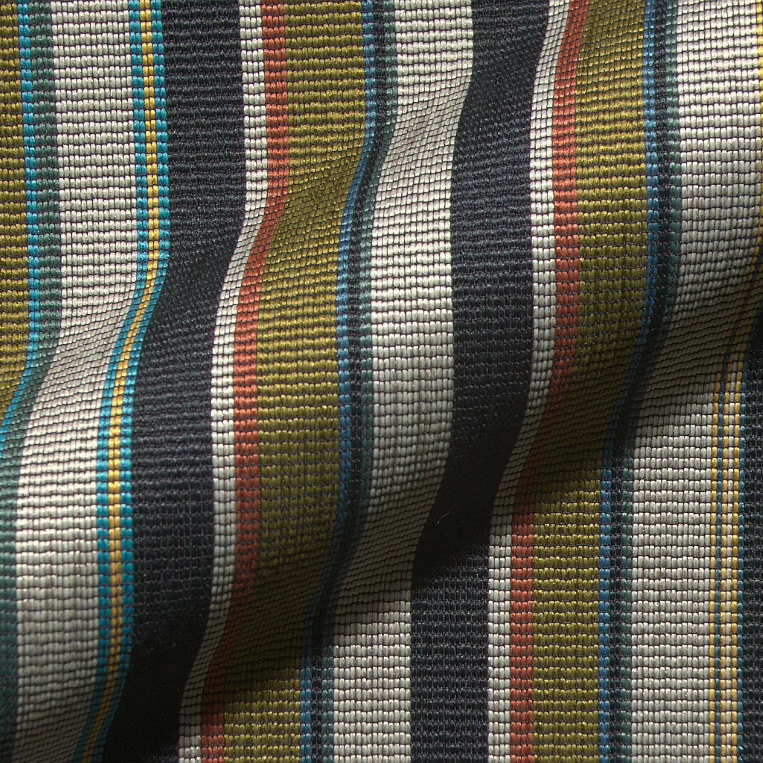 Elodie Cara 335 Hoepke Q2 Moebelstoff Gemustert Gruen