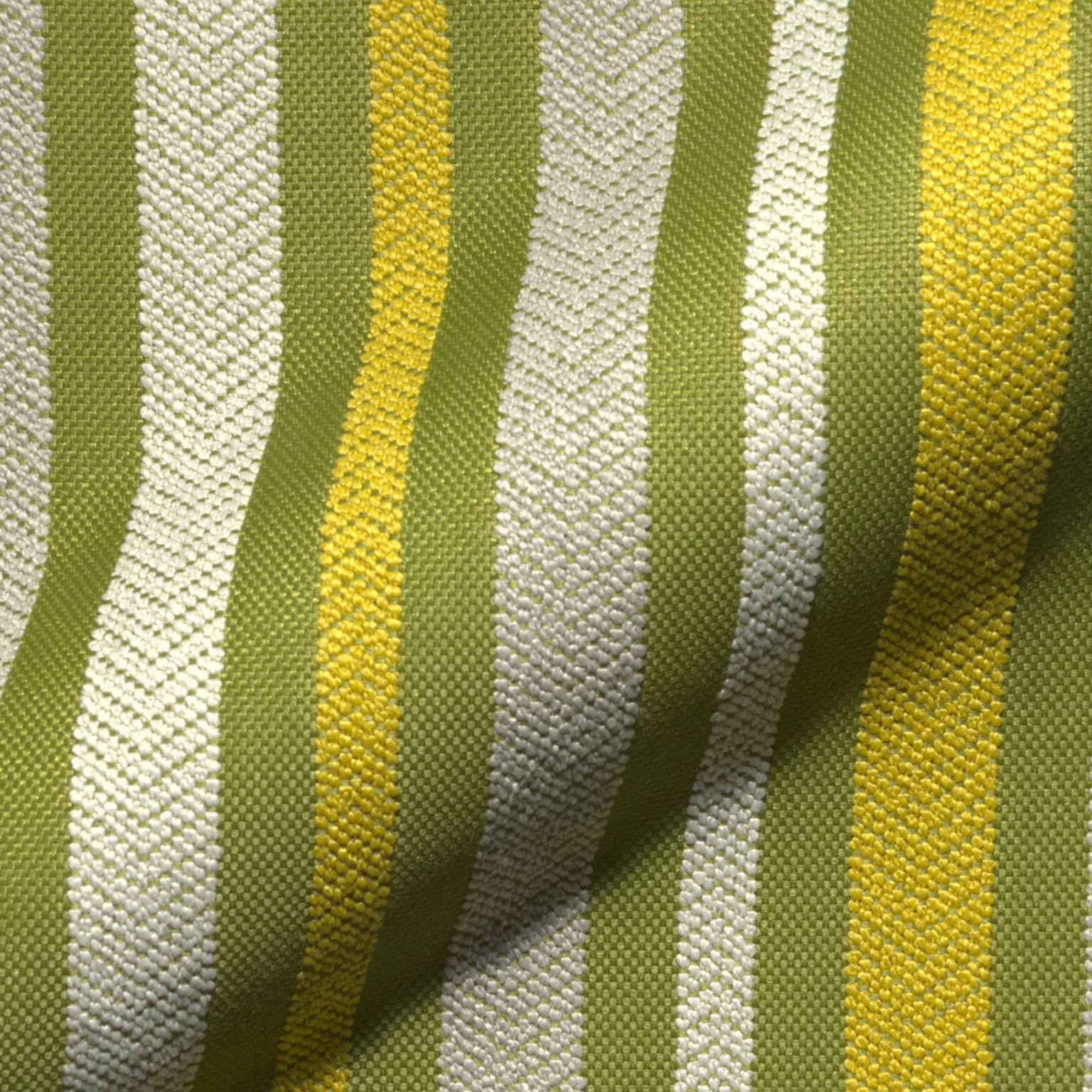 Paradiso Male 424 Hoepke Paradiso Moebelstoff Gestreift Gruen Paradiso Male 424 Hoepke Paradiso Moebelstoff Gestreift Gruen