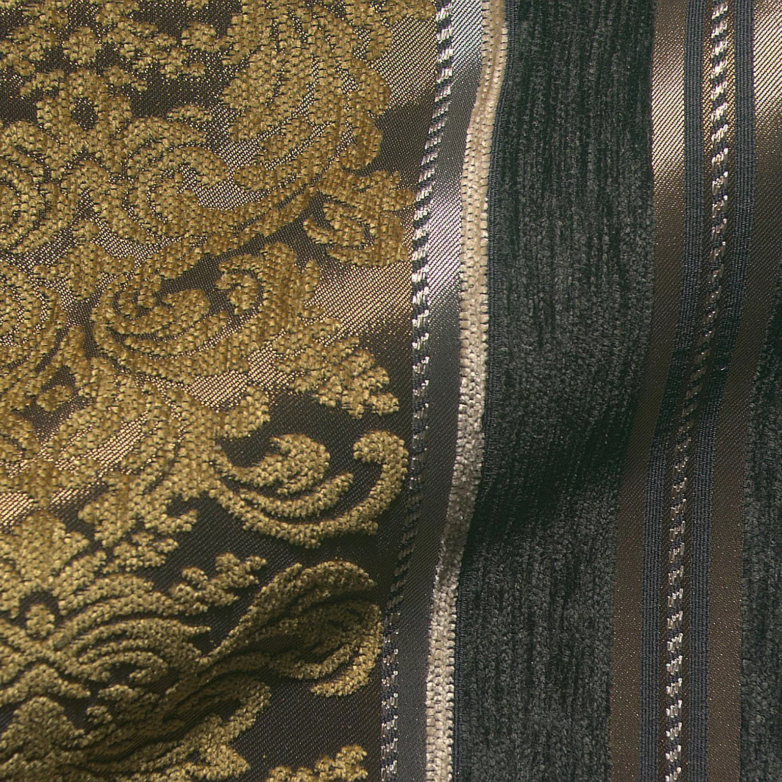 Bourgogne 510 Hoepke Q2 Epoque Moebelstoff Gestreift Gemustert Braun Gruen