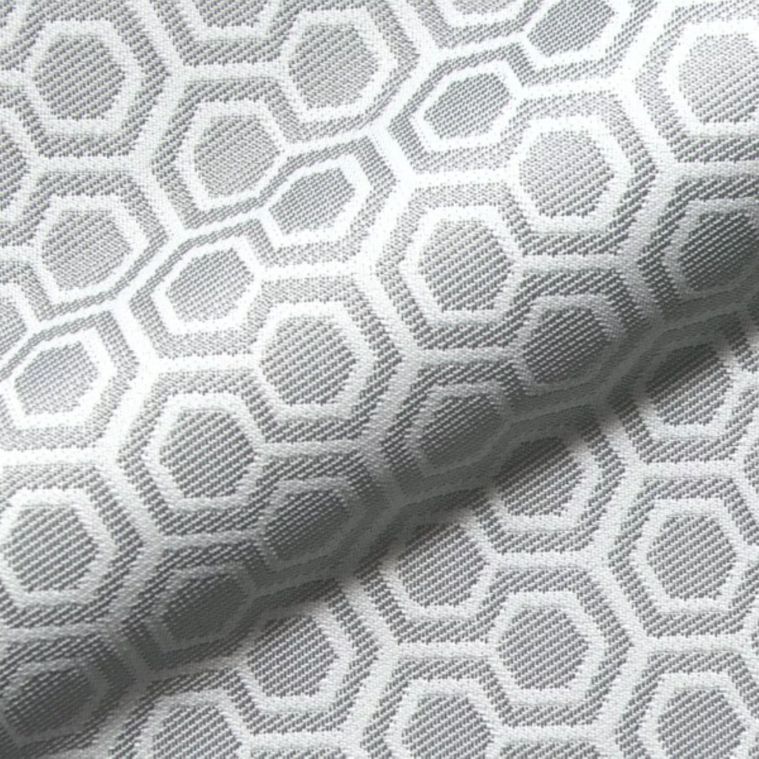 Sizilien 721 Hoepke Active Line In & Out Moebelstoff Gemustert Grau Weiss