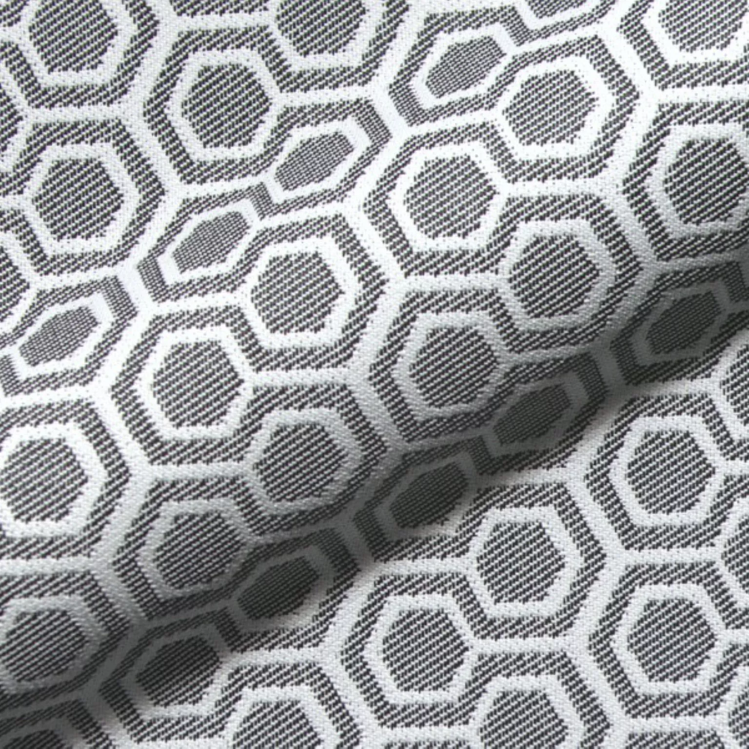 Sizilien 726 Hoepke Active Line In & Out Moebelstoff Gemustert Grau Weiss Sizilien 726 Hoepke Active Line In & Out Moebelstoff Gemustert Grau Weiss