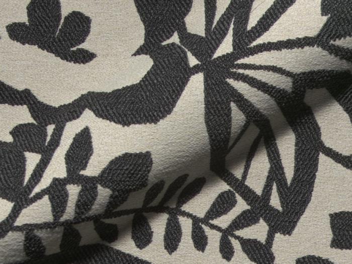 cusco-206-polsterstoff-floral-gemustert-schwarz-anthrazit-weiss-creme-von-hoepke-textiles
