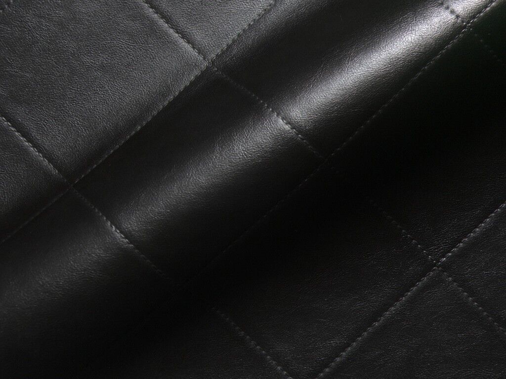 Granada 594 Meterware Kunstleder Gesteppt Schwarz