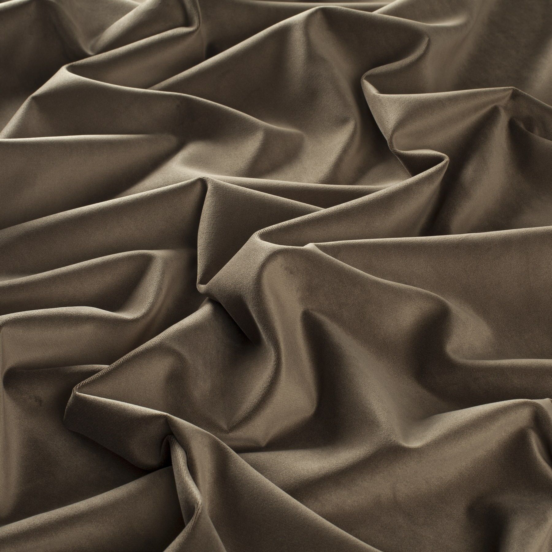 1 6847 023 Lennox Samt Vorhaenge Und Moebelstoff Braun