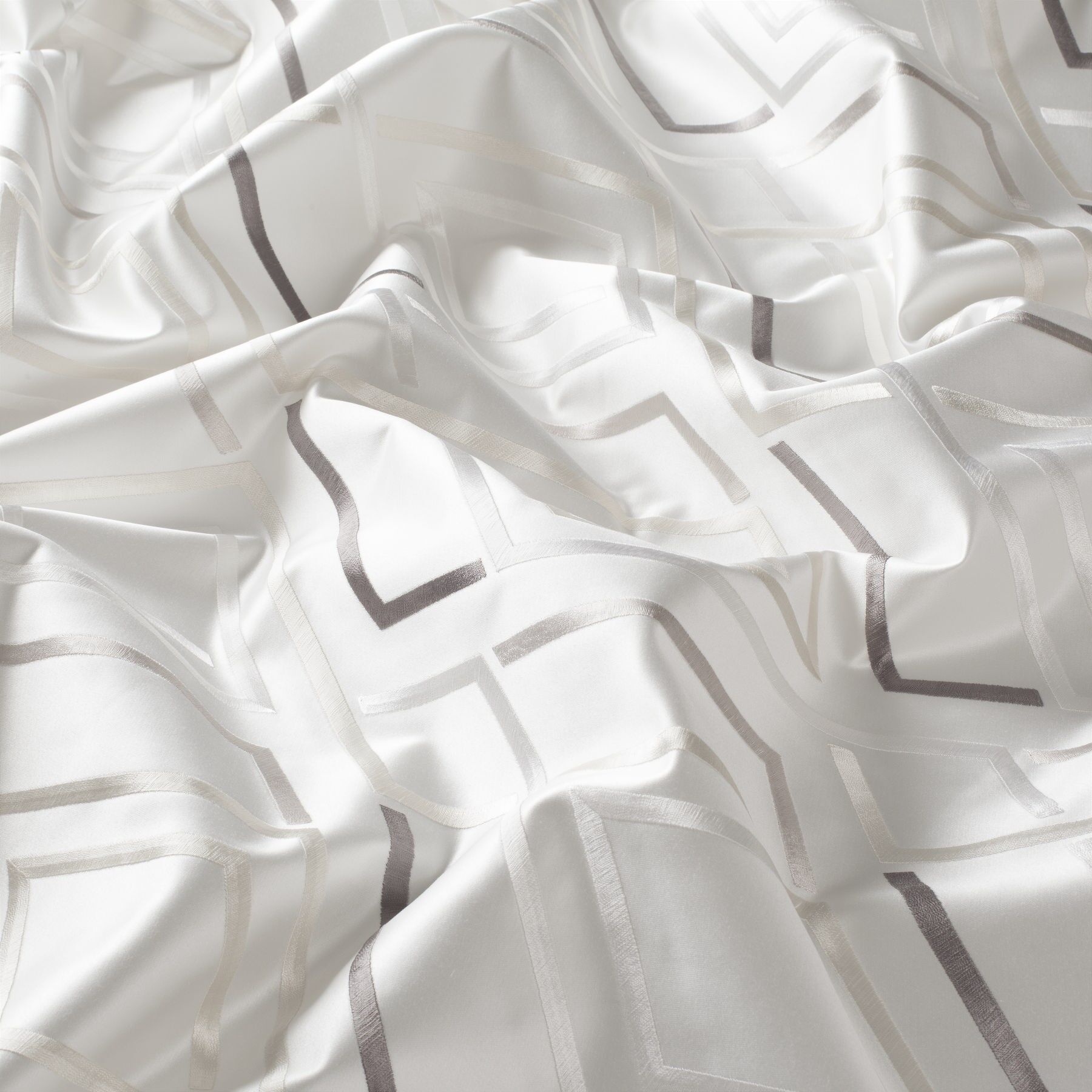 9 7749 070 Shape Jab Vorhangstoff Meterware Gemustert Weiss Grau