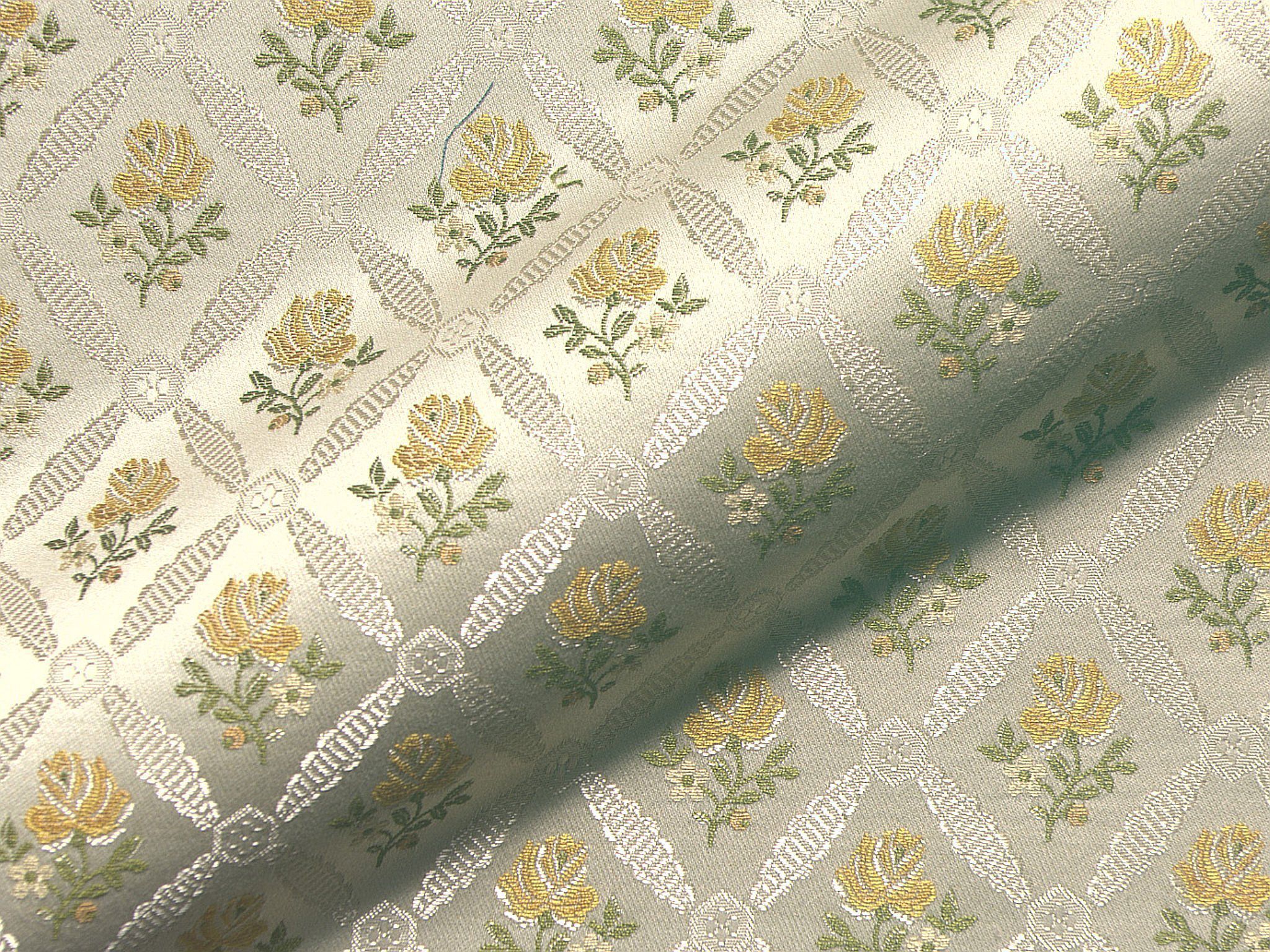 Rosenau 501 Hoepke Biedermeier Moebelstoffe Polsterstoffe Blumen Gelb