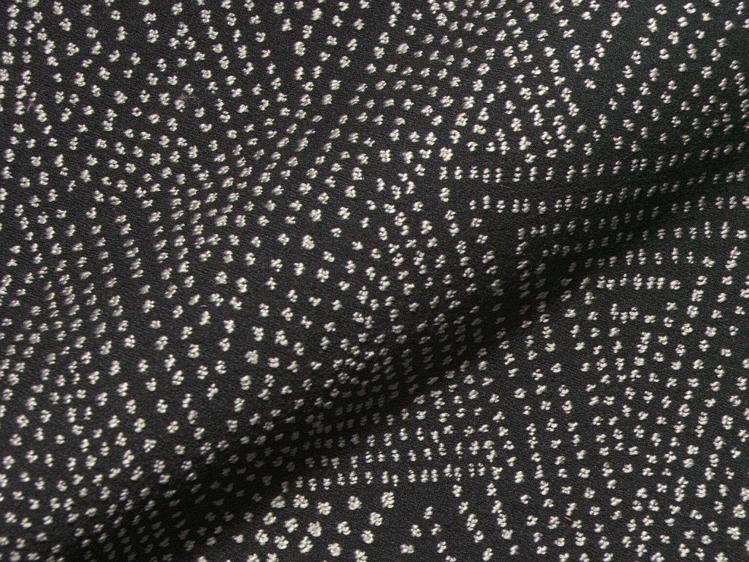 Tiwi 406 Q2 Moebelstoff Polsterstoff Fleckschutz Hoepke Schwarz Beige