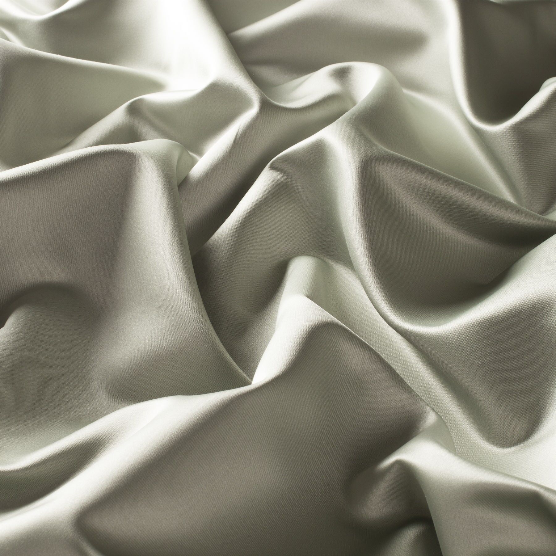 Cr6028 034 Mont Royal Moderne Satin Vorhaenge Gruen