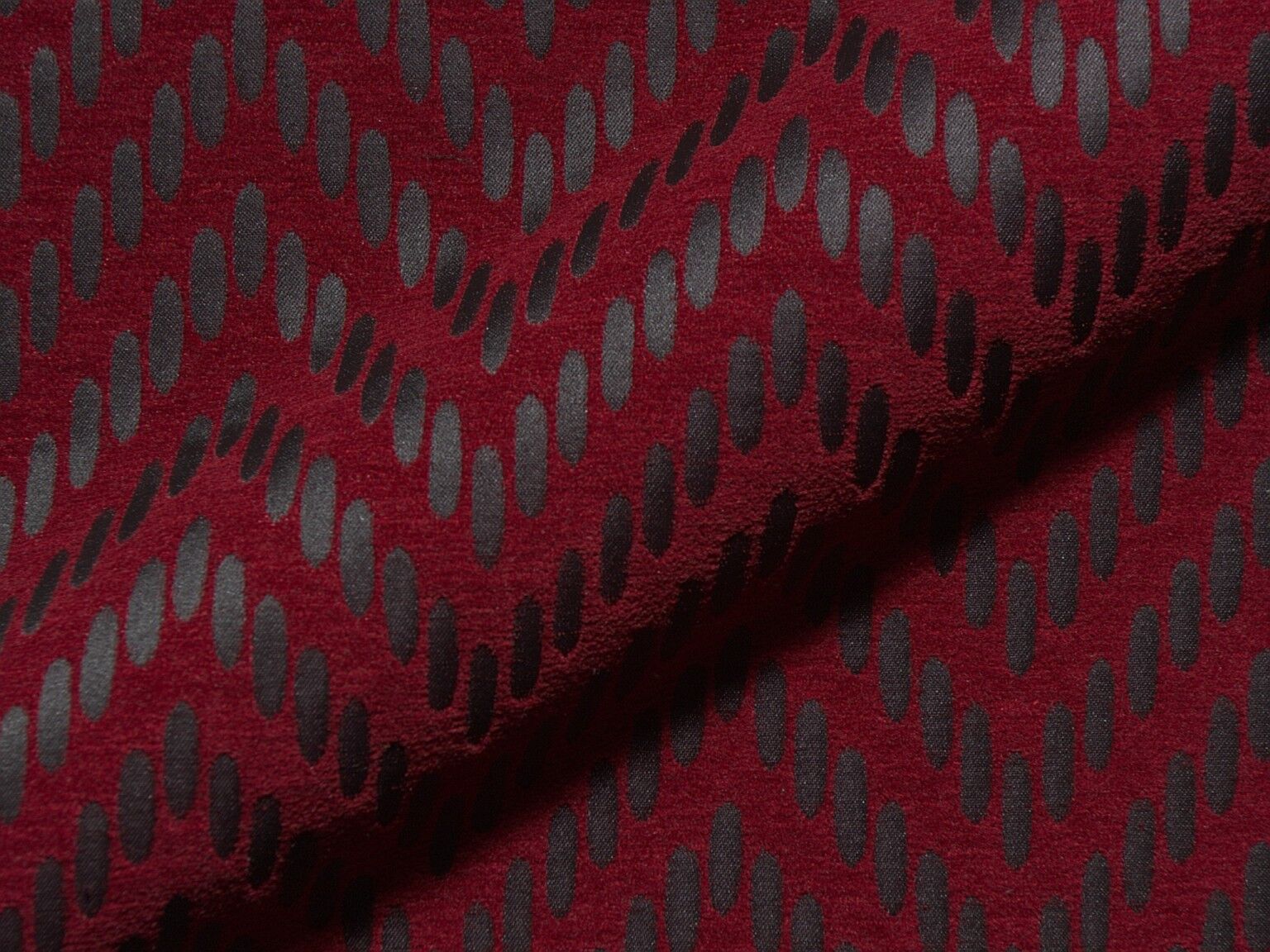 Montebello Fr 708 Ausgefallener Moderner Hoepke Polsterstoff Moebelstoff Gemustert Rot