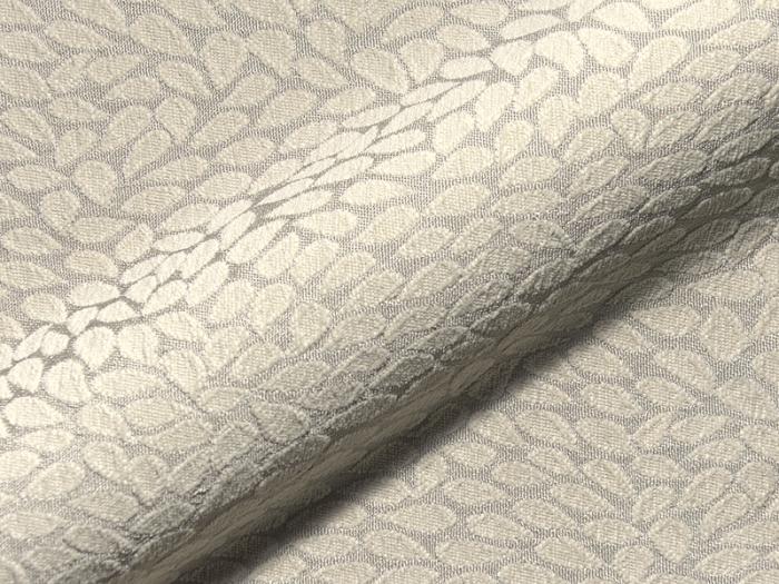 chicago-fr-733-moebelstoff-gebluemt-weiss-creme-beige-von-hoepke-textiles