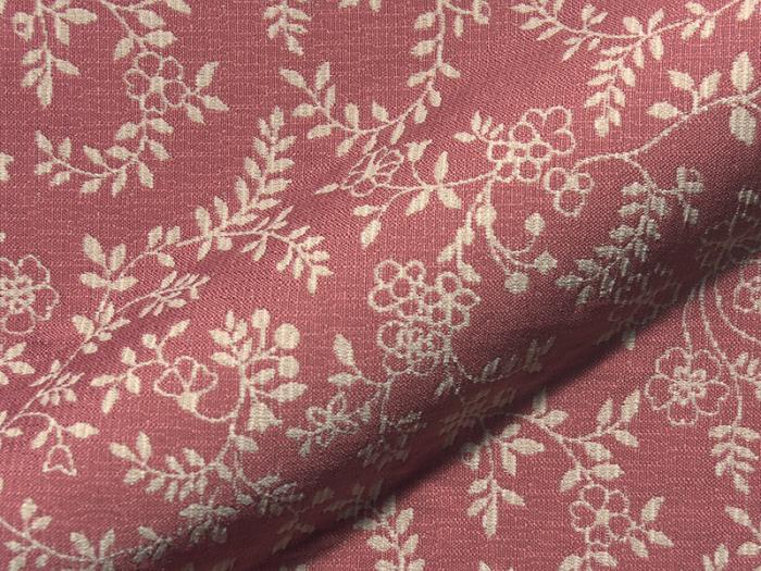 walchensee-171-moebelstoffe-im-landhausstil-mit-blumenmuster-in-der-farbe-polsterstoff-beige-polsterstoff-rosa-polsterstoff-weiss-creme-guenstig-kaufen