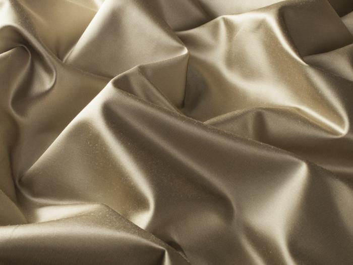 vorhaenge-blickdicht-aus-satin-gala-ch-2657-040-farbe-braun-beige-im-moebelstoffparadies
