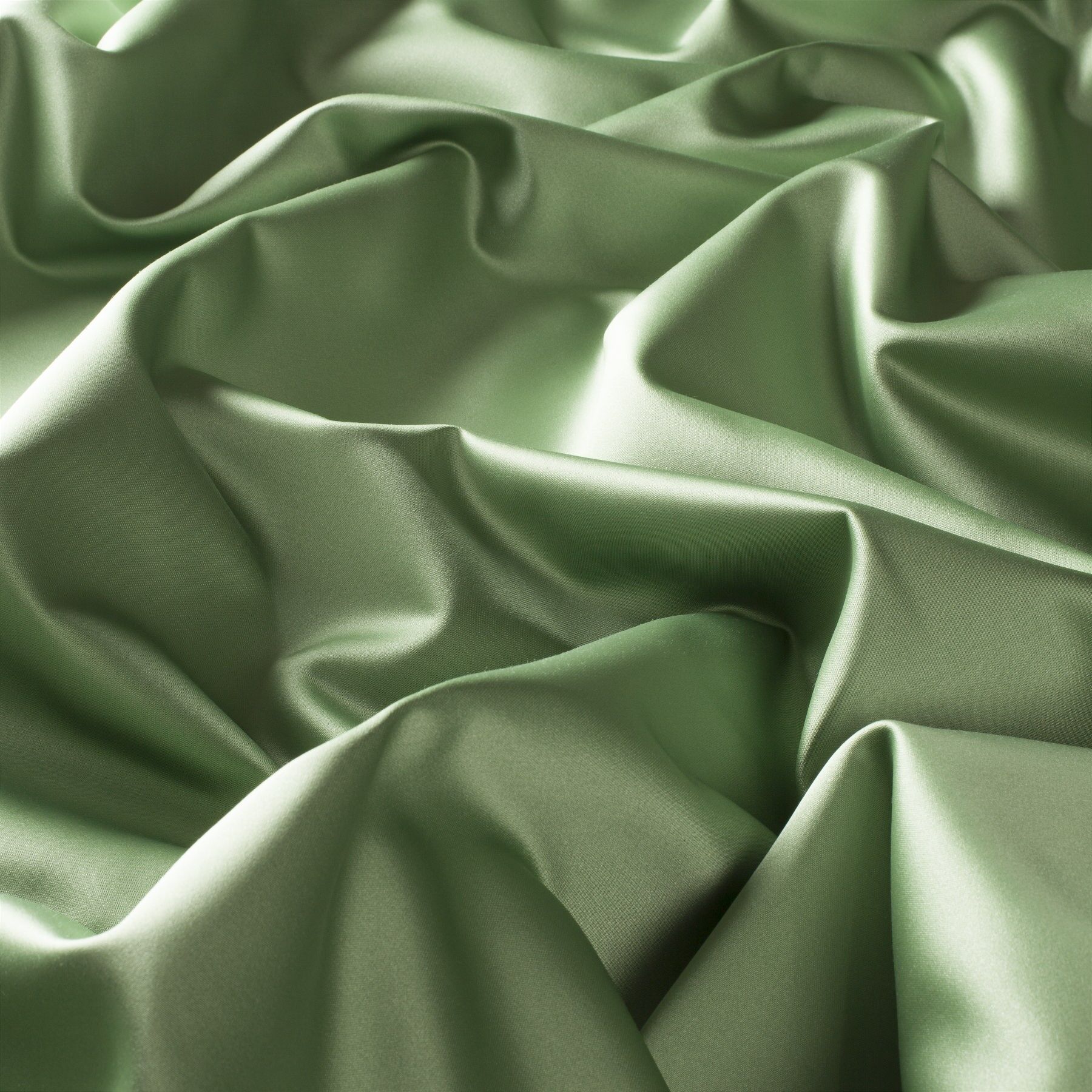 Cr6028 032 Mont Royal Moderne Satin Vorhaenge Gruen