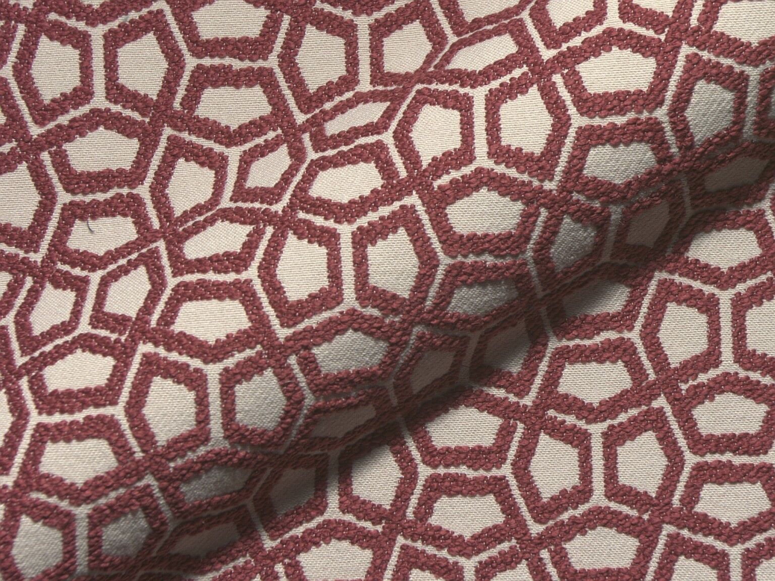 Origami 633 Q2 Moebelbezugsstoff Hoepke Gemustert Rot Beige