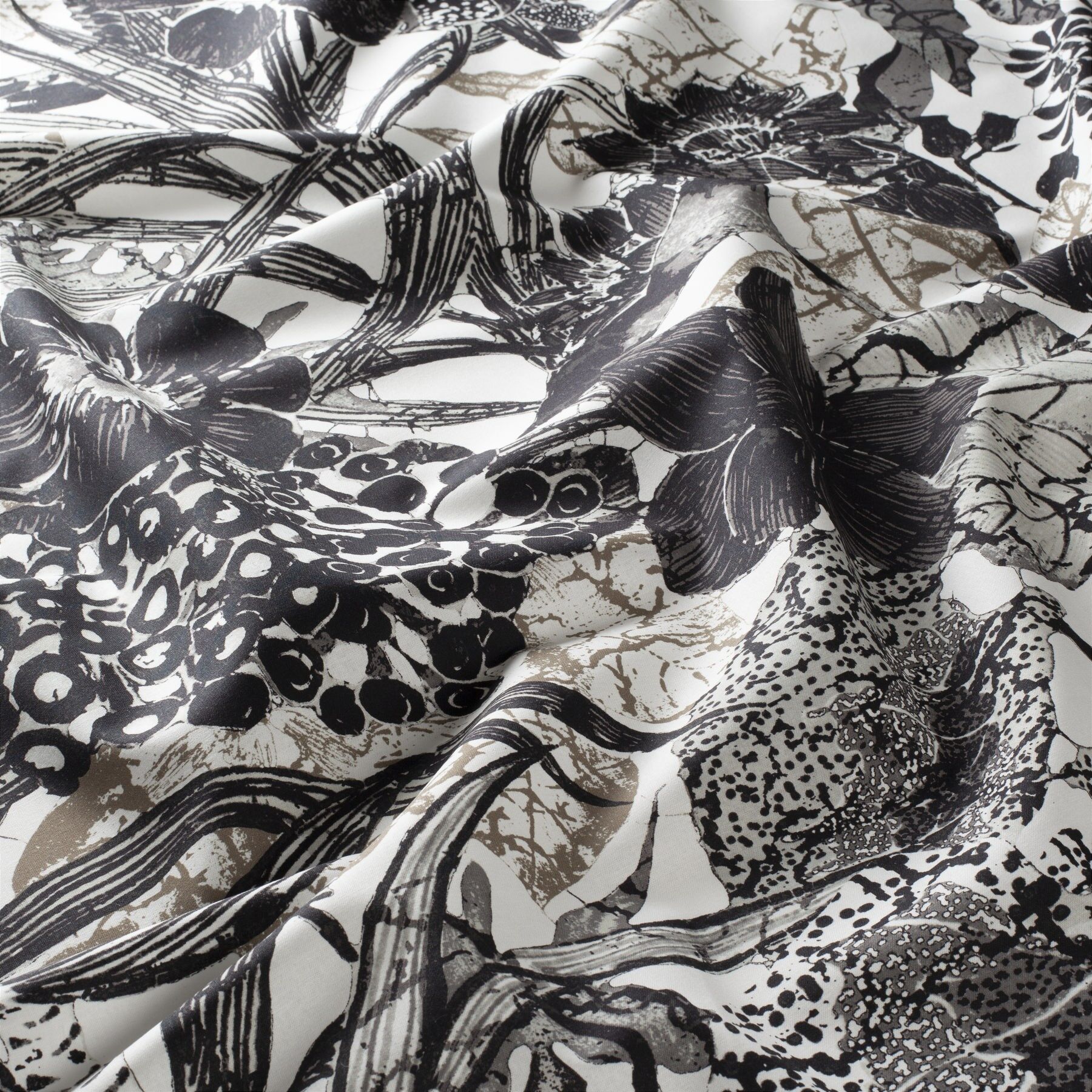 Ch3165 099 Greenhouse Jab Vorhangstoff Meterware Mit Blumenmuster Schwarz Ch3165 099 Greenhouse Jab Vorhangstoff Meterware Mit Blumenmuster Schwarz