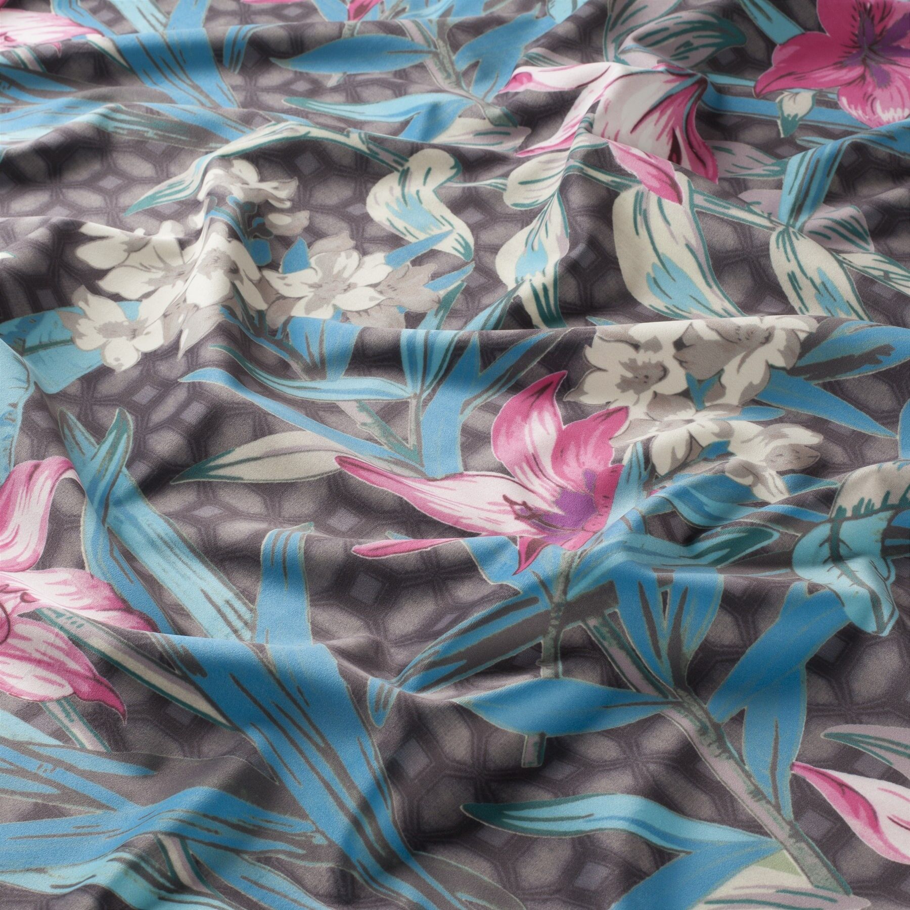 Ja8010 050 Lilies Jab Vorhangstoff Meterware Mit Blumenmuster Blau Rosa Ja8010 050 Lilies Jab Vorhangstoff Meterware Mit Blumenmuster Blau Rosa