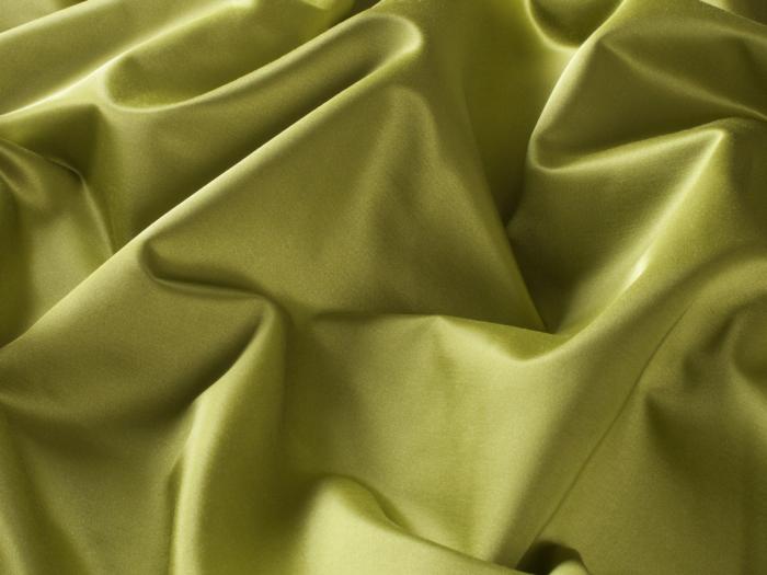 vorhaenge-blickdicht-aus-satin-gala-ch-2657-034-farbe-gruen-im-moebelstoffparadies
