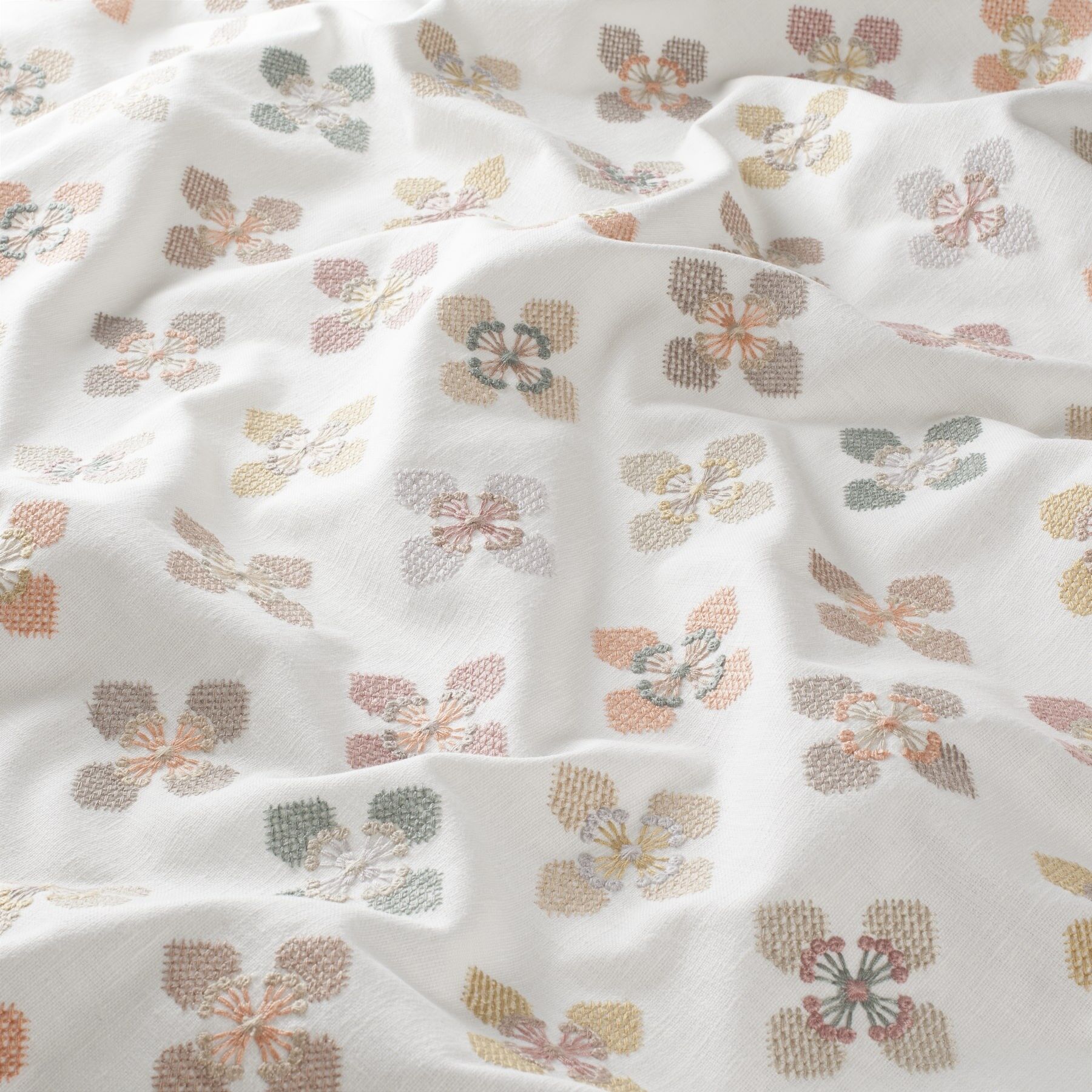 Ja7031 071 Flower Love Jab Vorhangstoff Meterware Mit Blumenmuster Weiss Beige