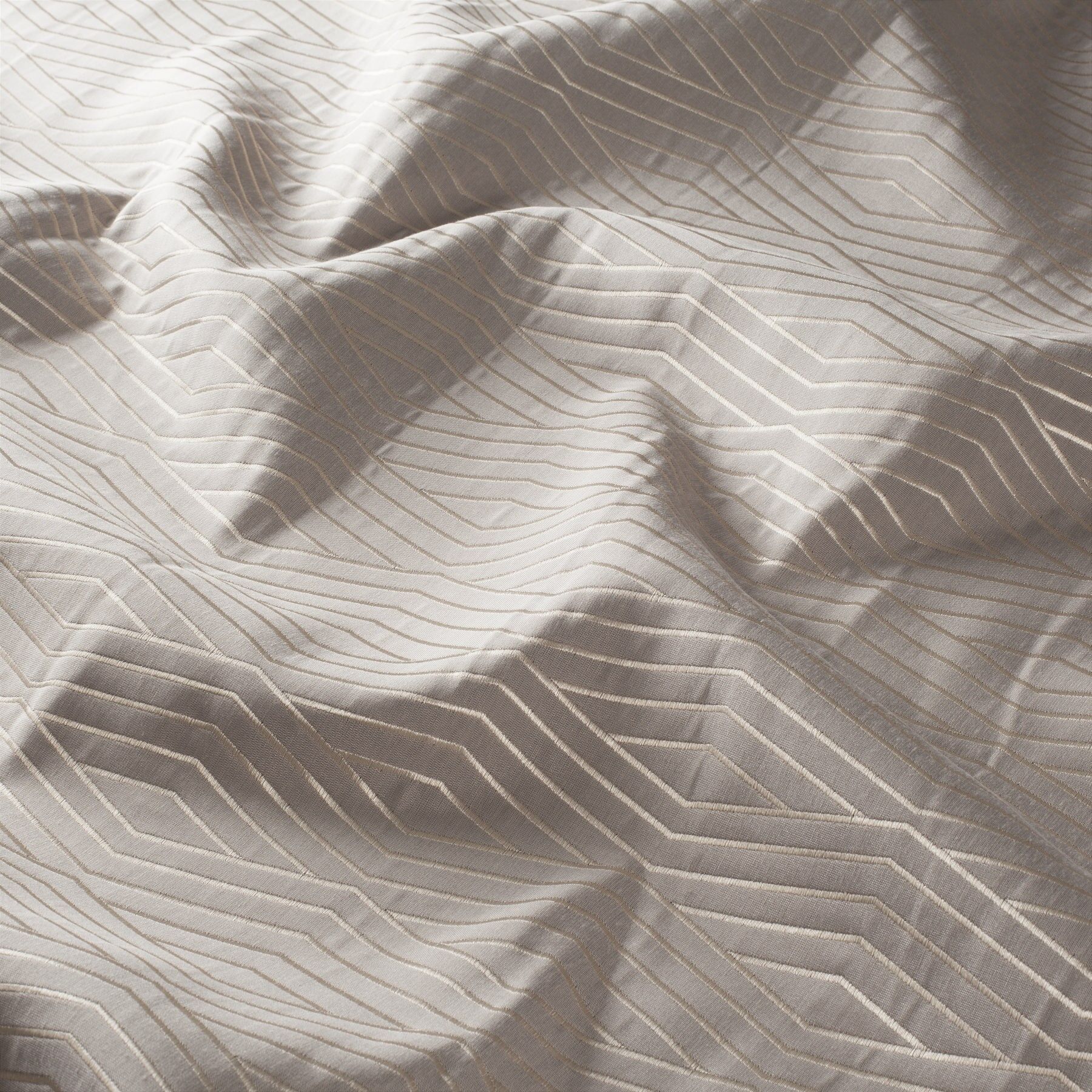 8 1916 072 Diamond Jab Vorhangstoff Meterware Gemustert Beige 8 1916 072 Diamond Jab Vorhangstoff Meterware Gemustert Beige