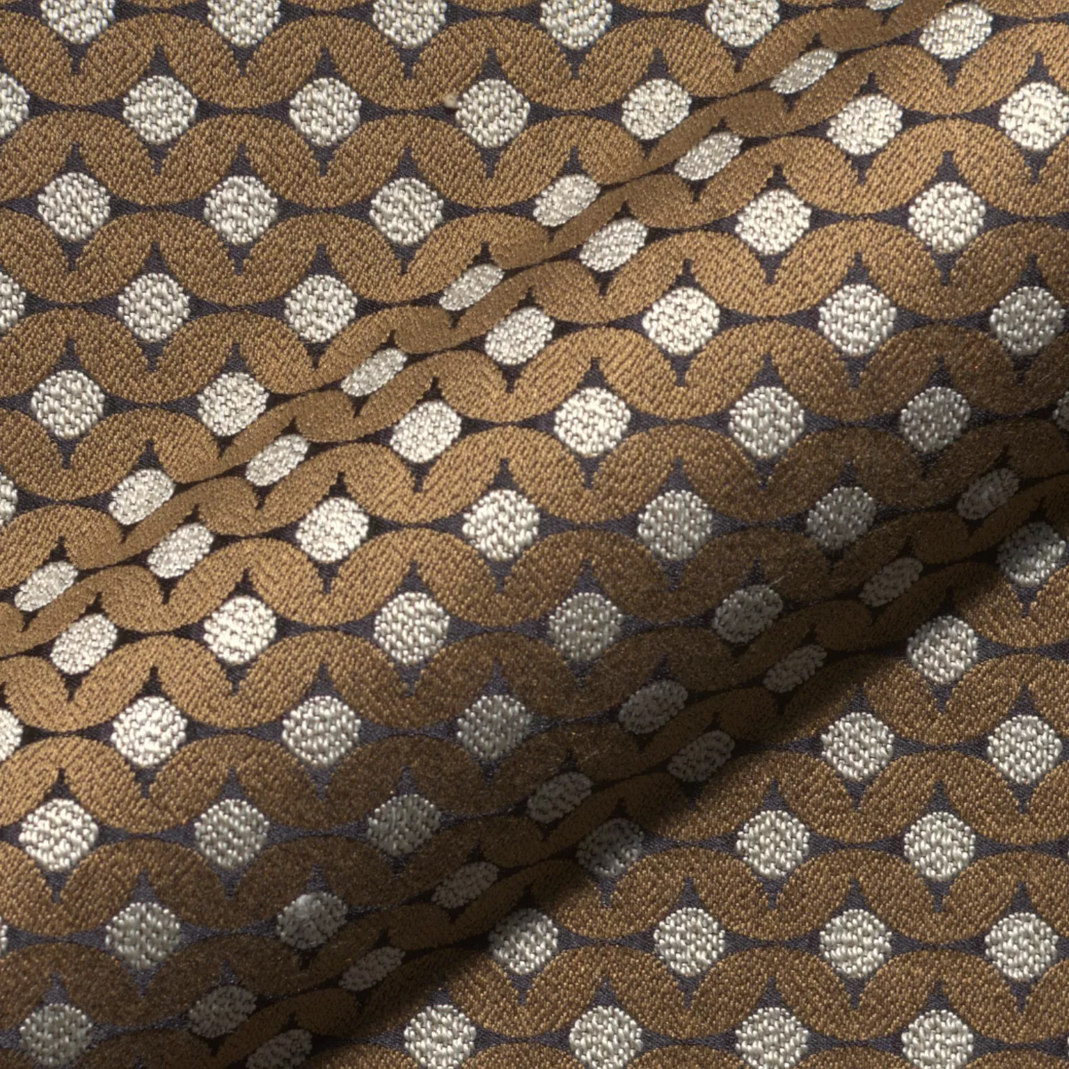 Biletta 813 Hoepke Q2 Melodia Moebelstoff Gemustert Braun