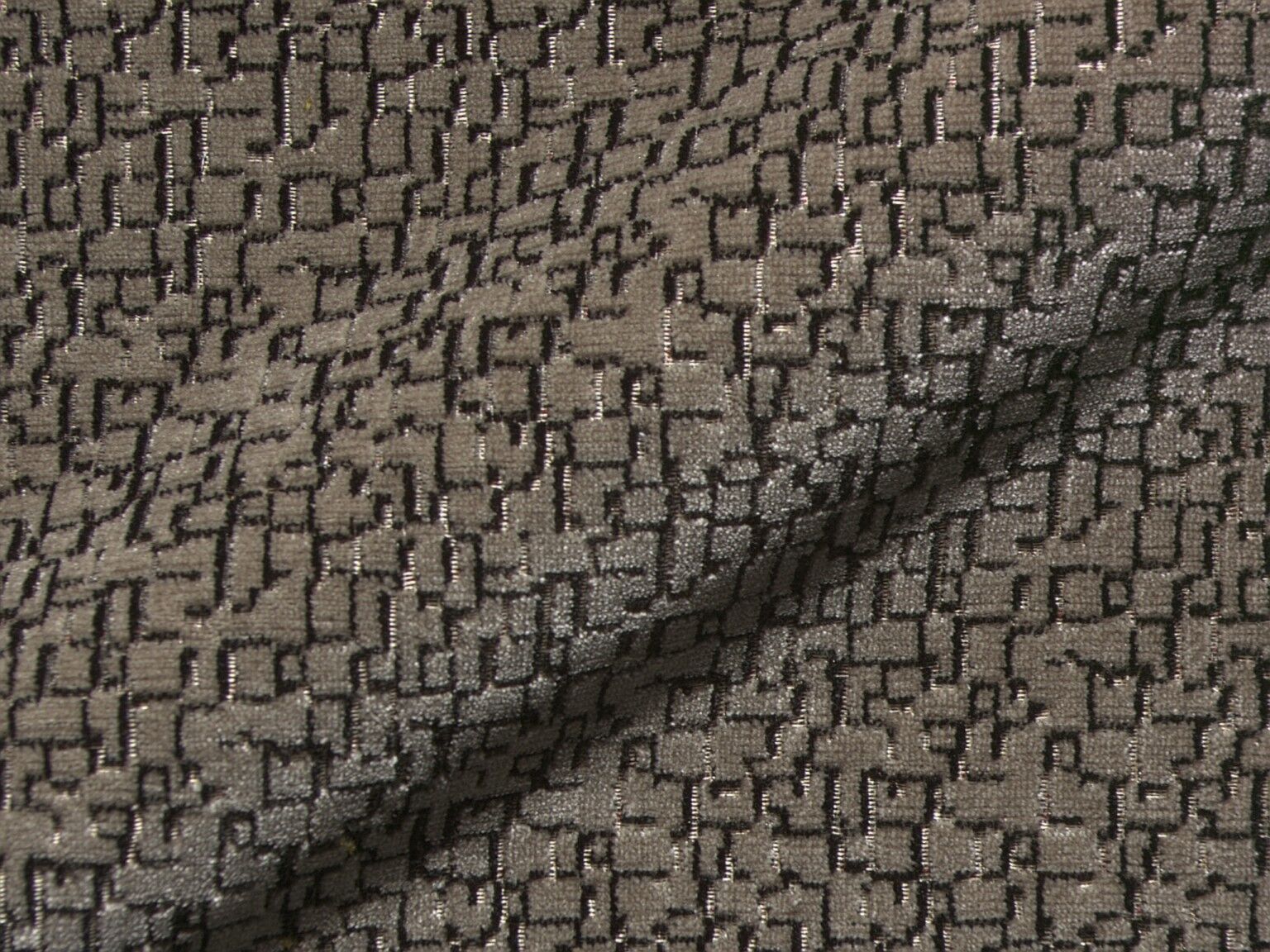 Savannah 471 Hoepke Velours Moebelstoff Polsterstoff Q2 Fleckschutz Gemustert Braun